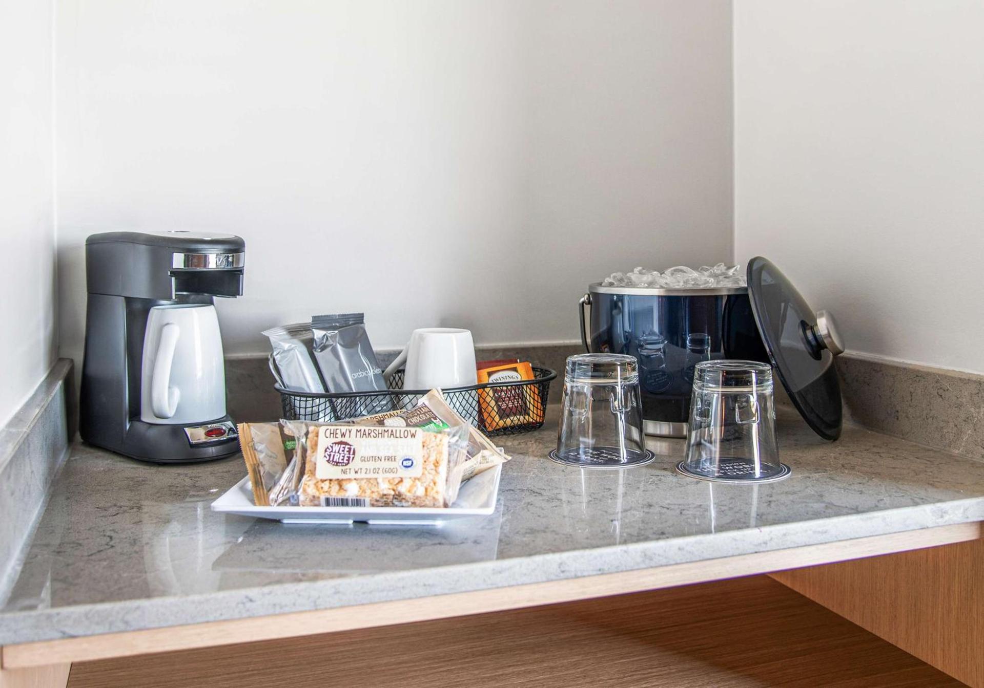 Hyatt Place Newark-Silicon Valley photo 41