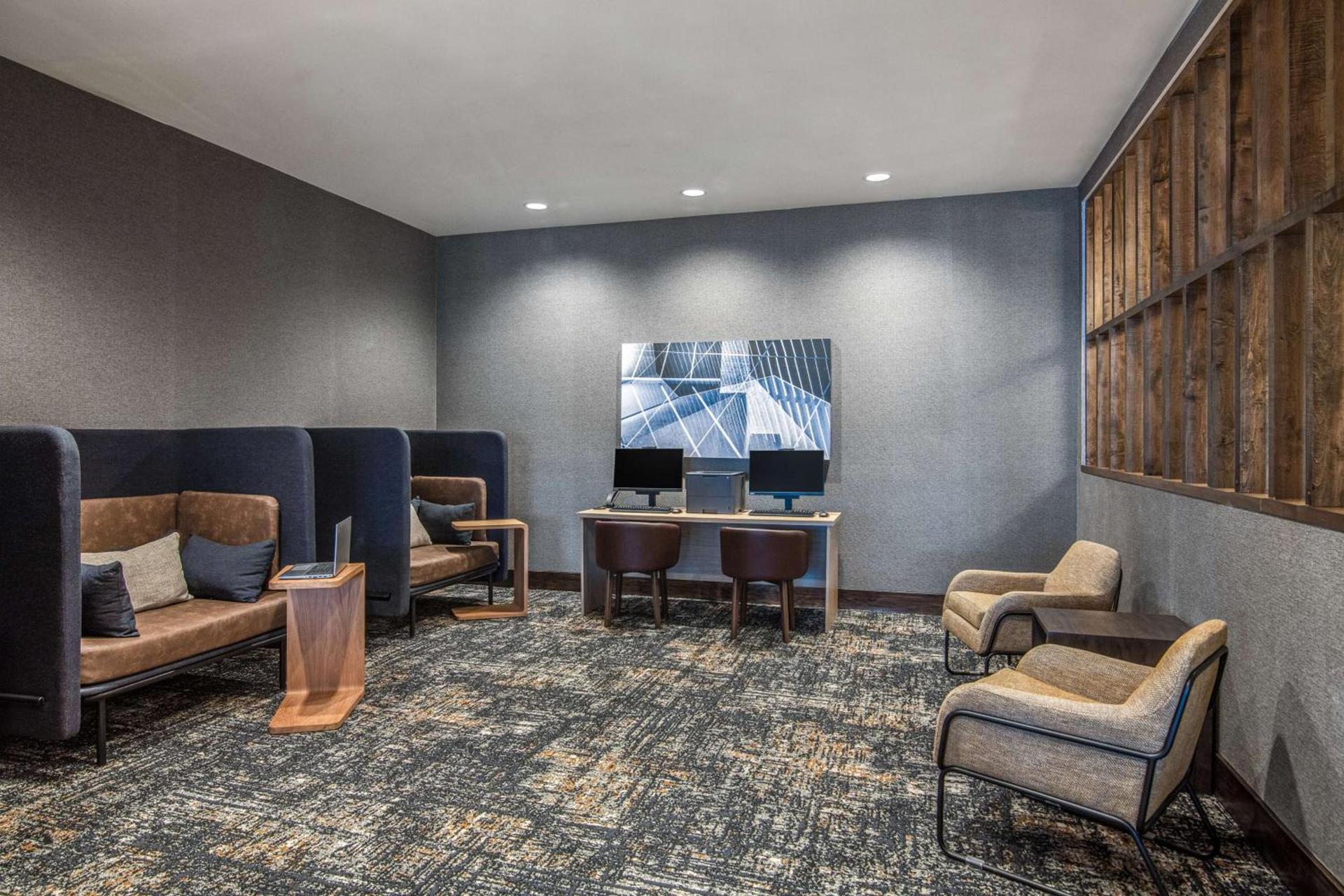 Hyatt Place Newark-Silicon Valley photo 42