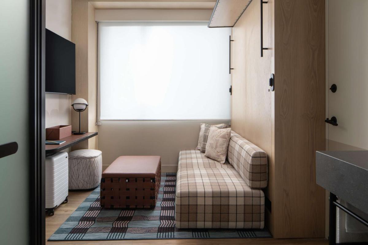 Motto By Hilton New York City Times Square photo 45
