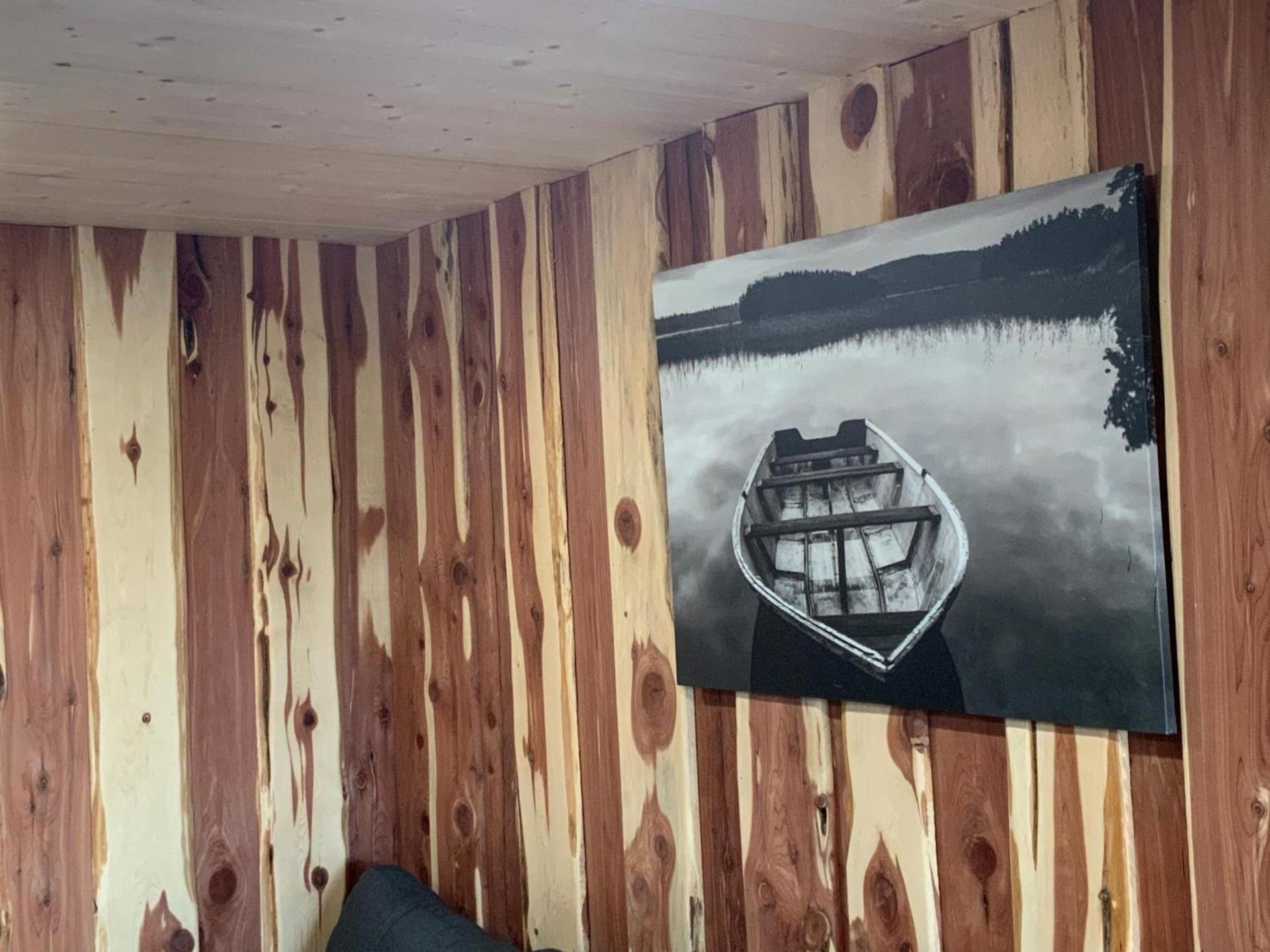 Cedar House photo 32