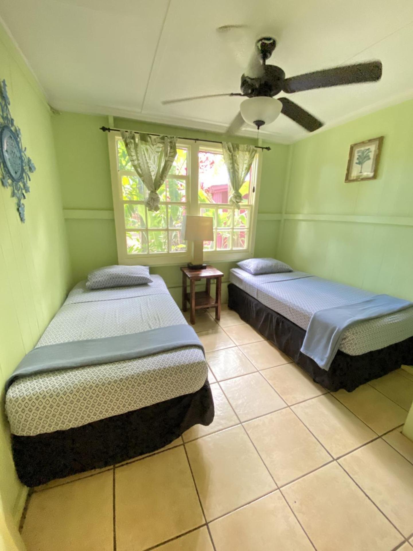 Banana Bungalow Maui Hostel photo 5