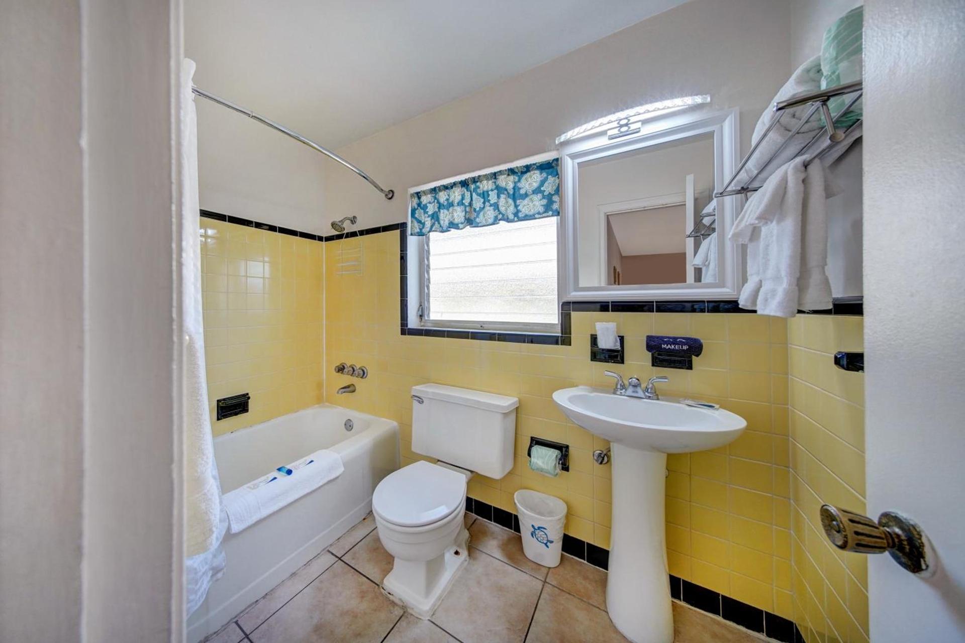 Sea Garden by the Sea photo 38