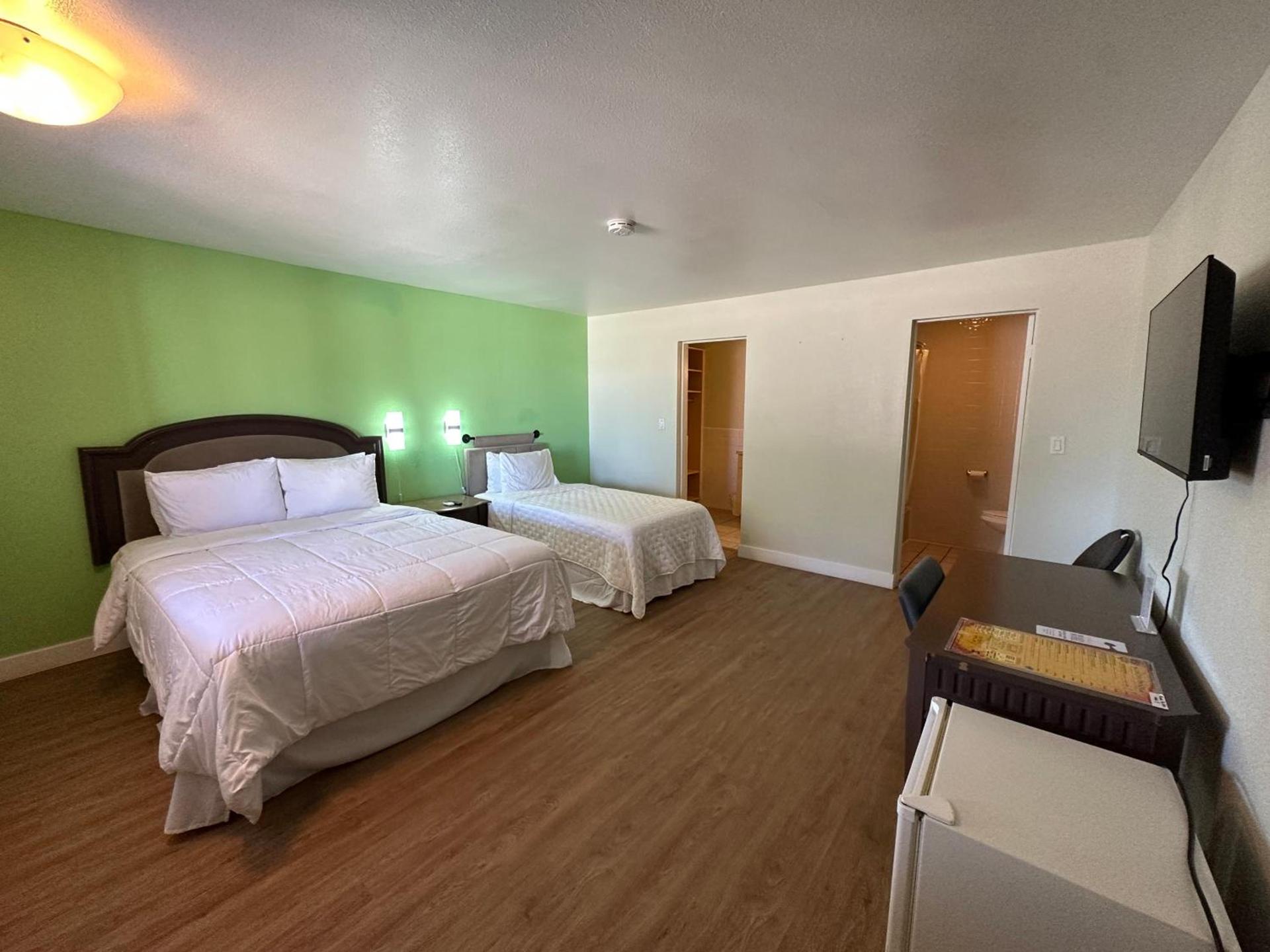 Moapa Motel photo 12