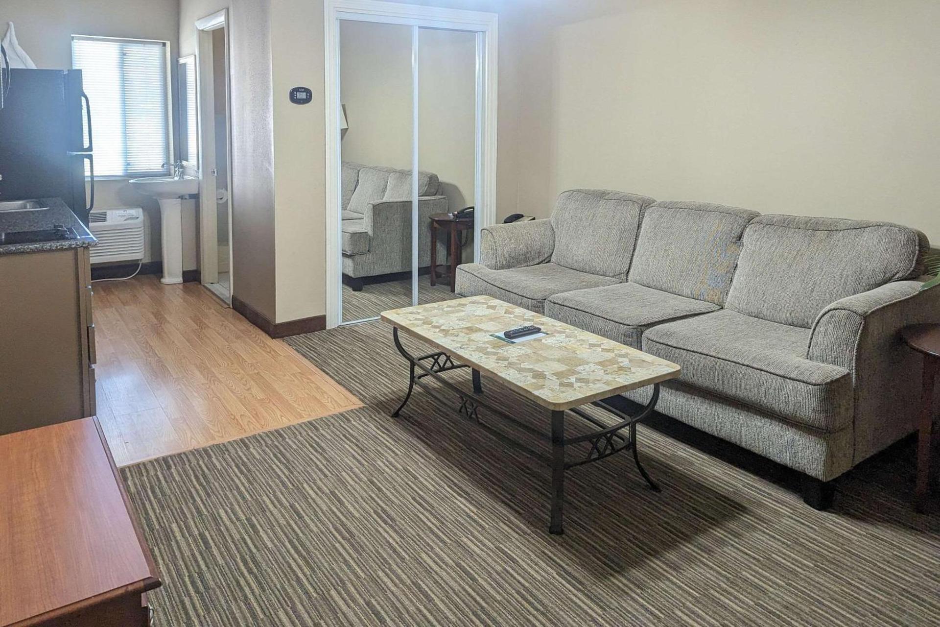 Quality Inn & Suites Northampton - Amherst photo 19