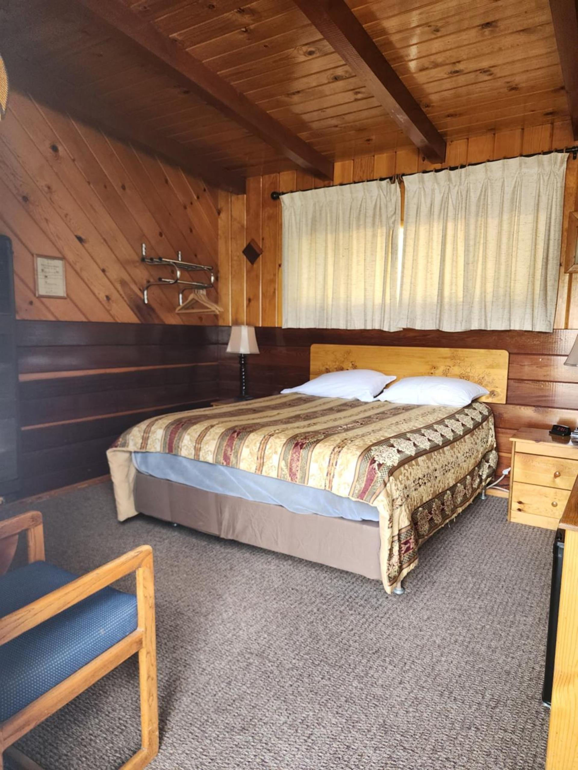 Toiyabe Motel photo 6