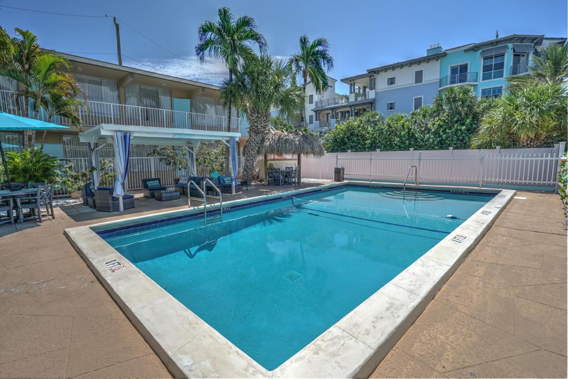 Castle by the Sea Motel photo 15