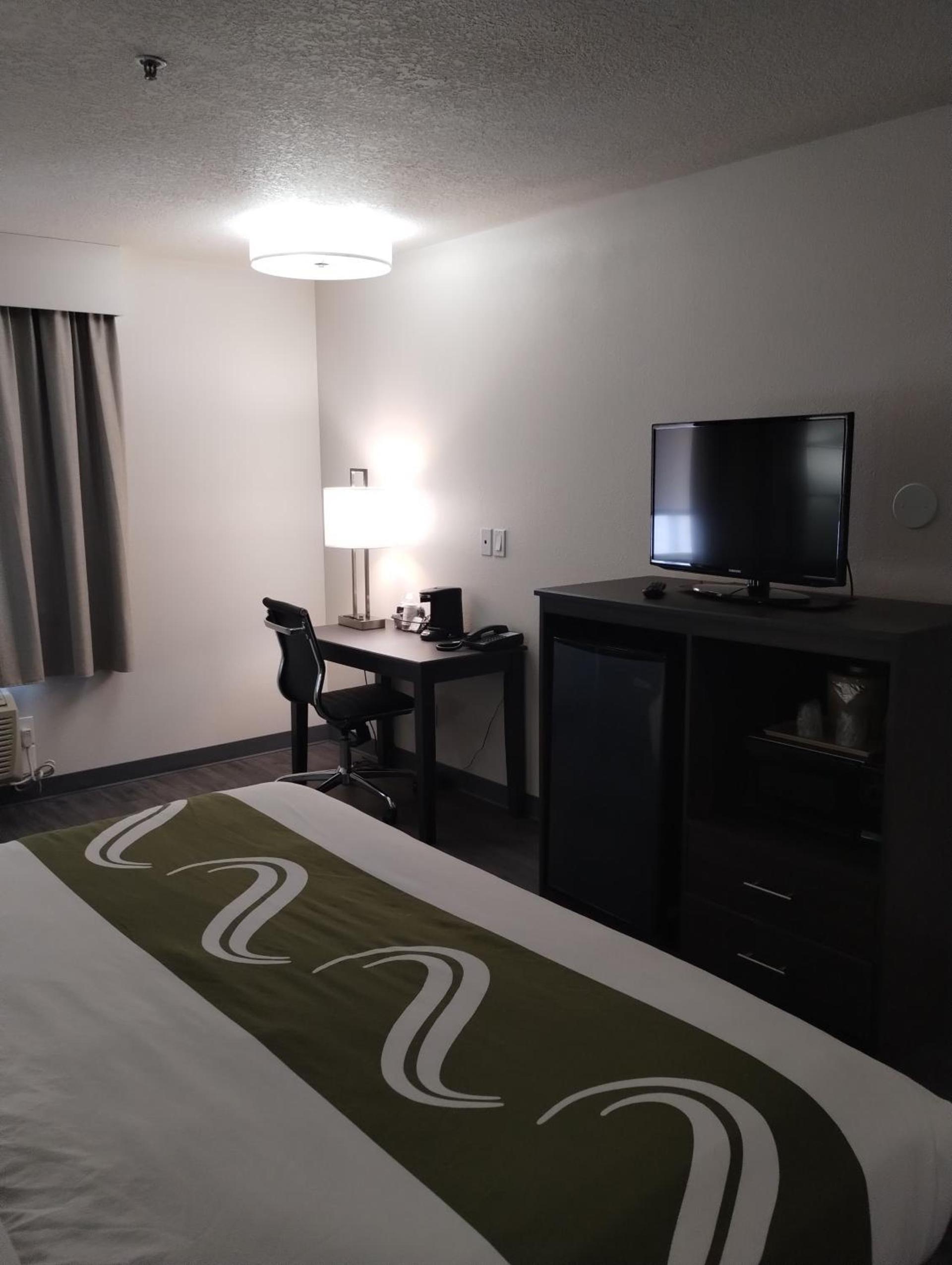 Quality Inn & Suites Wilsonville photo 74