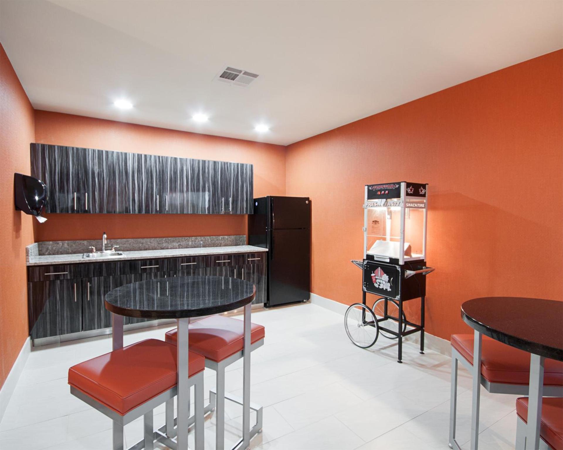 MainStay Suites Hobbs photo 8