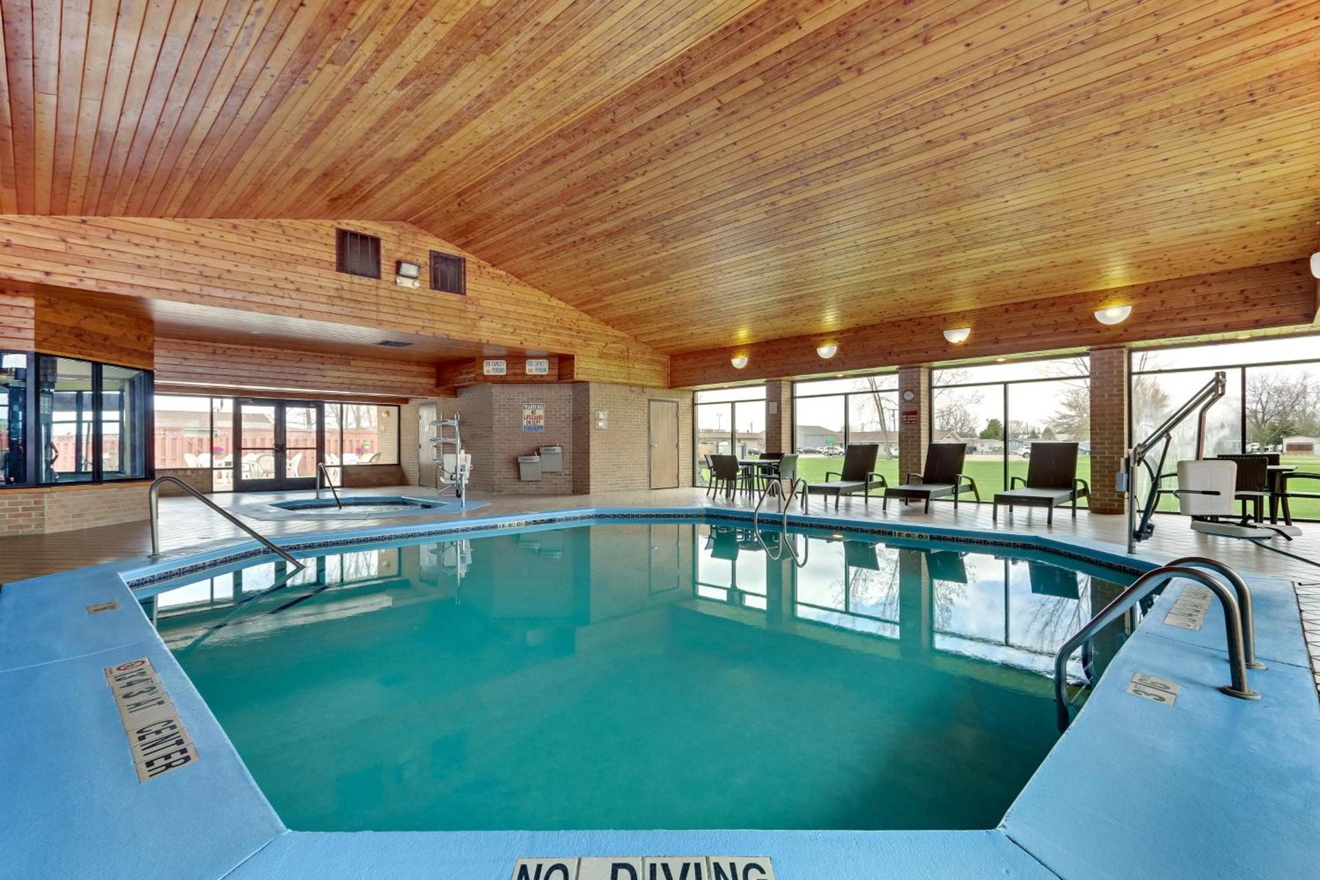 Holiday Inn Express & Suites Bad Axe by IHG photo 21