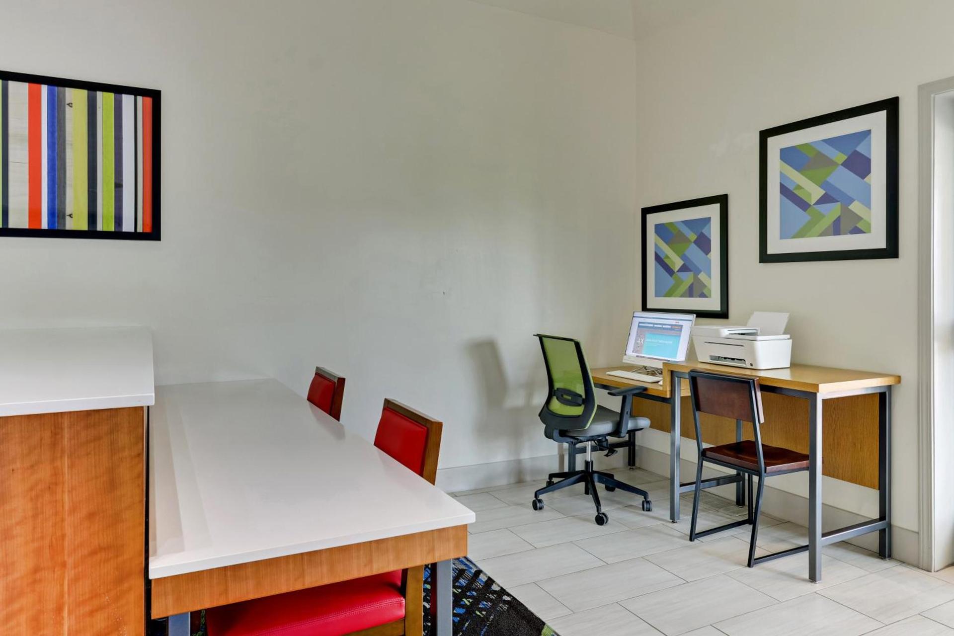 Holiday Inn Express & Suites Bad Axe by IHG photo 13