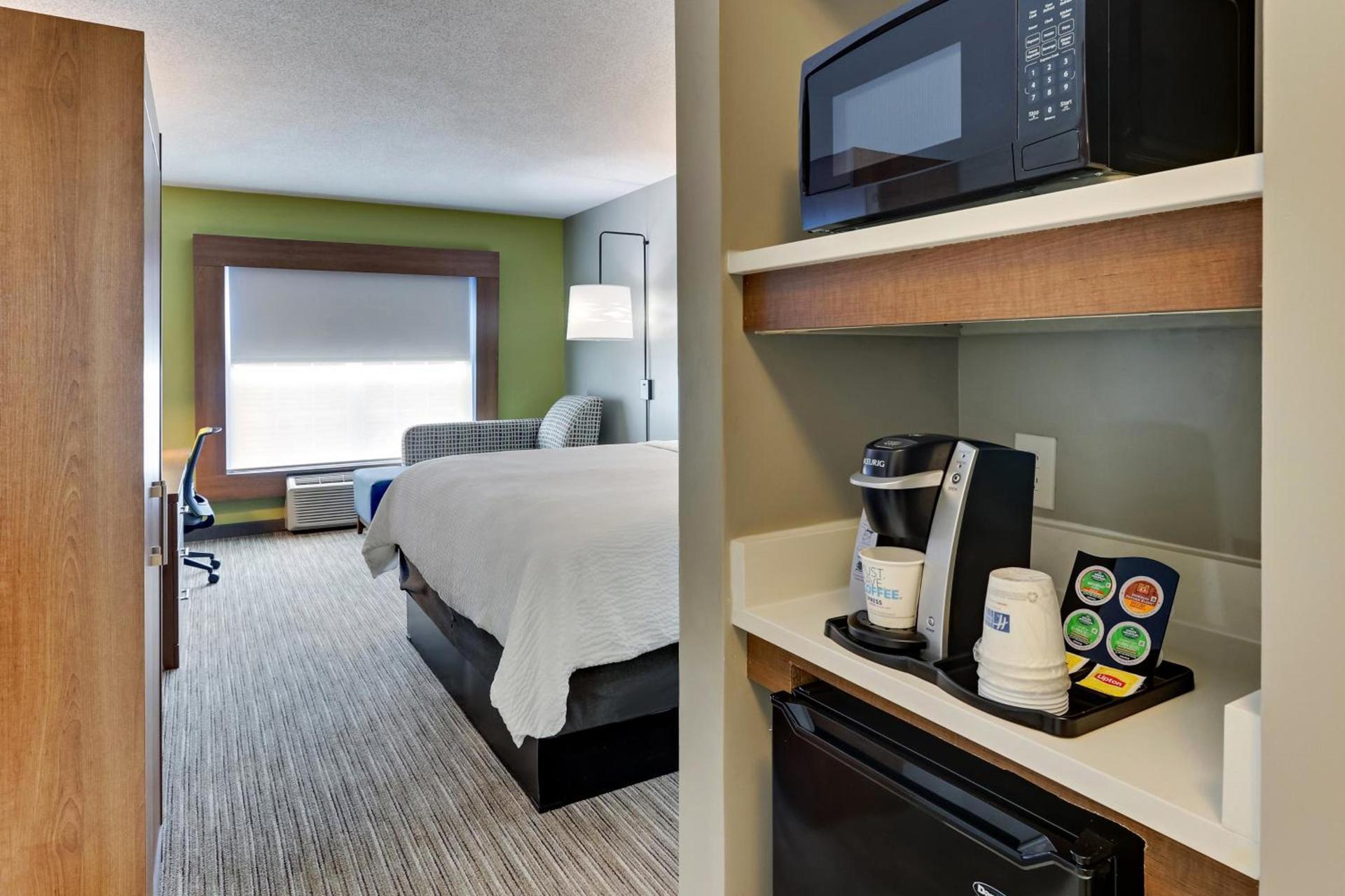 Holiday Inn Express & Suites Bad Axe by IHG photo 16