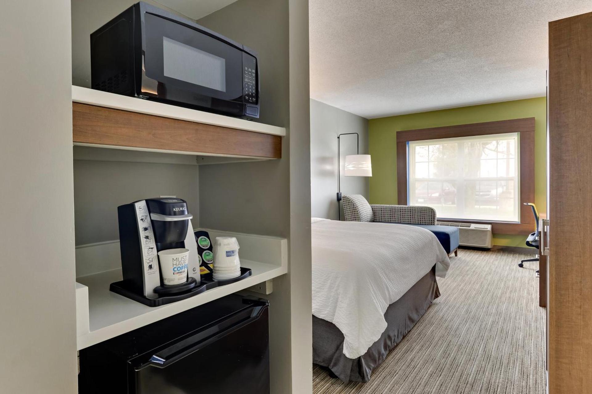 Holiday Inn Express & Suites Bad Axe by IHG photo 37