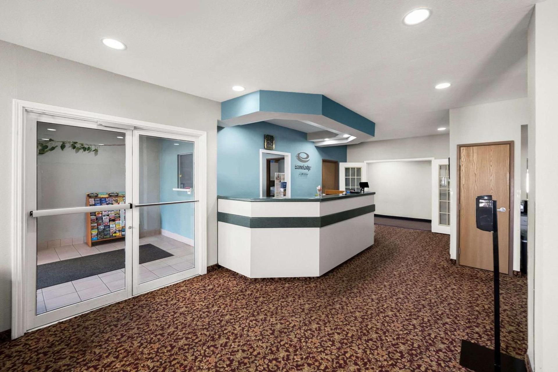 Econo Lodge Inn & Suites Mesquite - Dallas East photo 5