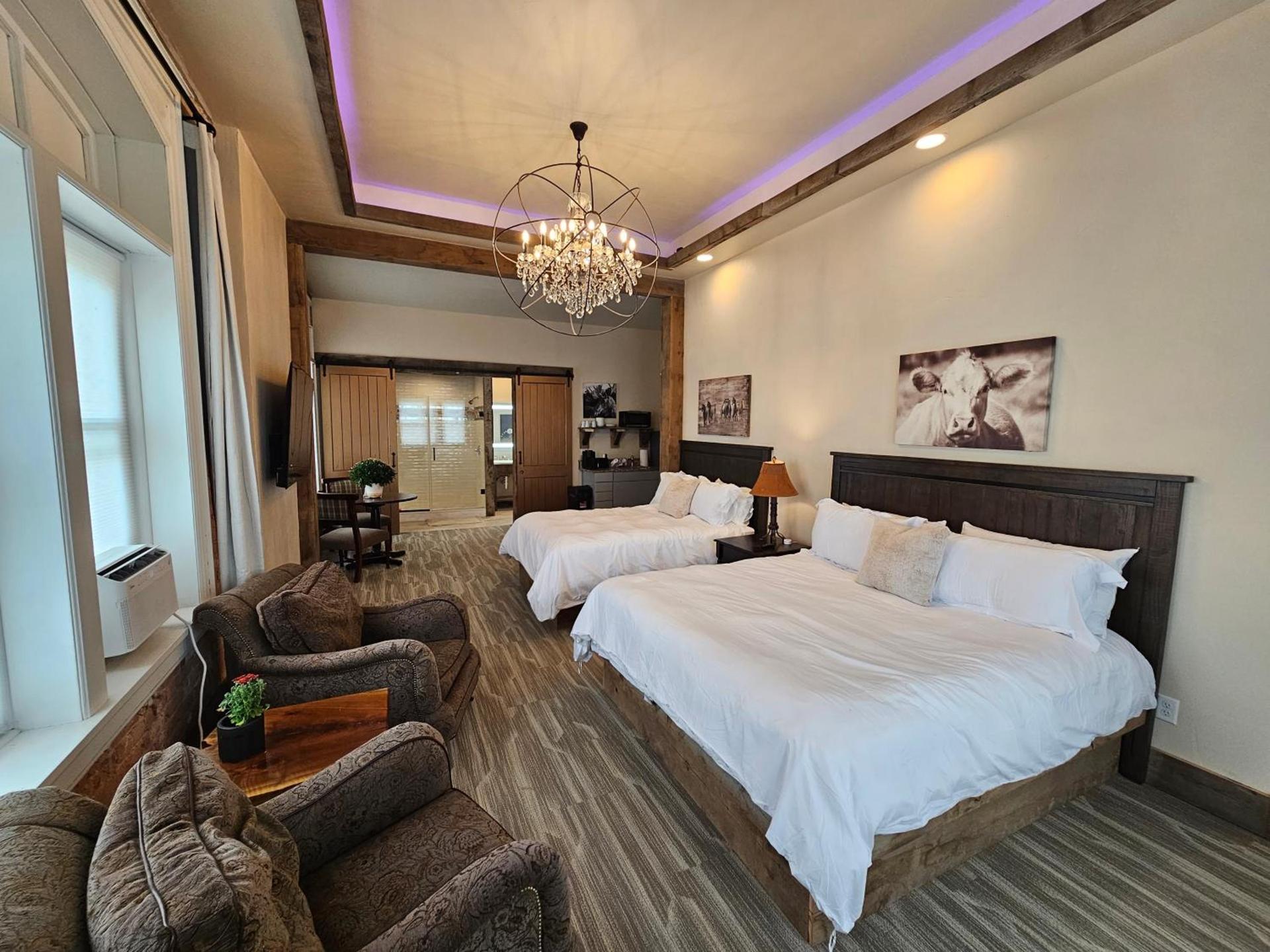 Eaglescape Suites and Event Center photo 33