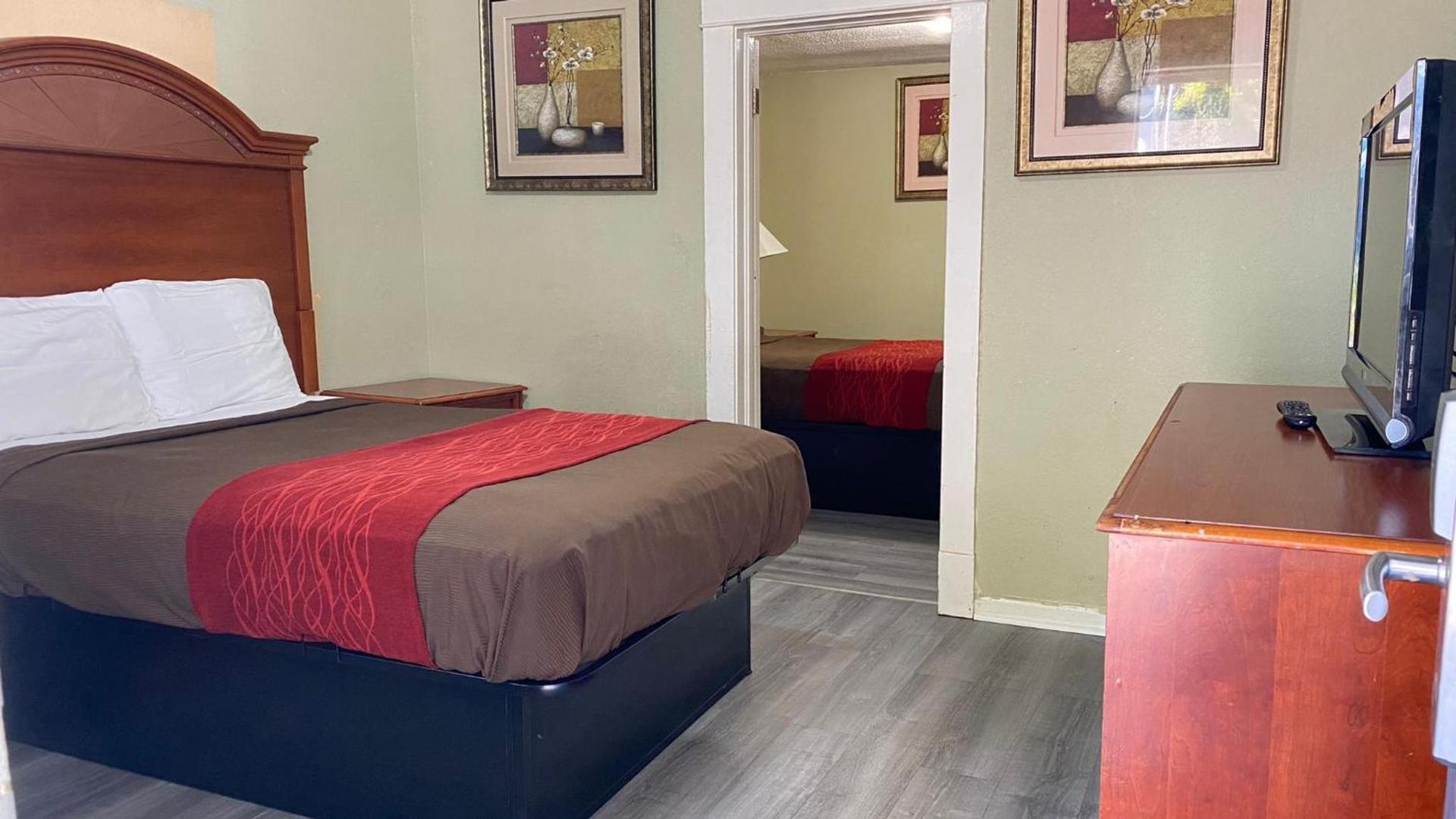 Budget Inn Express photo 10