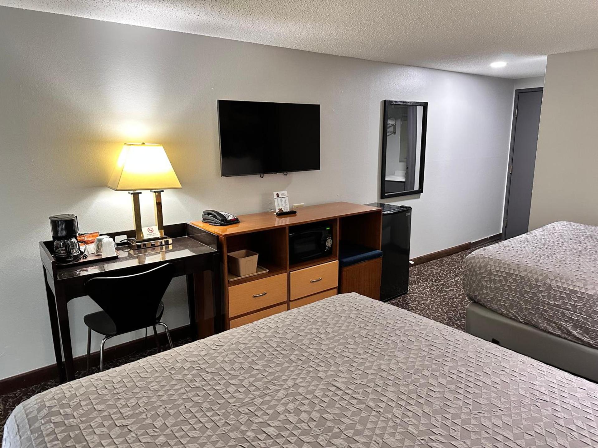 Yankton Inn photo 7