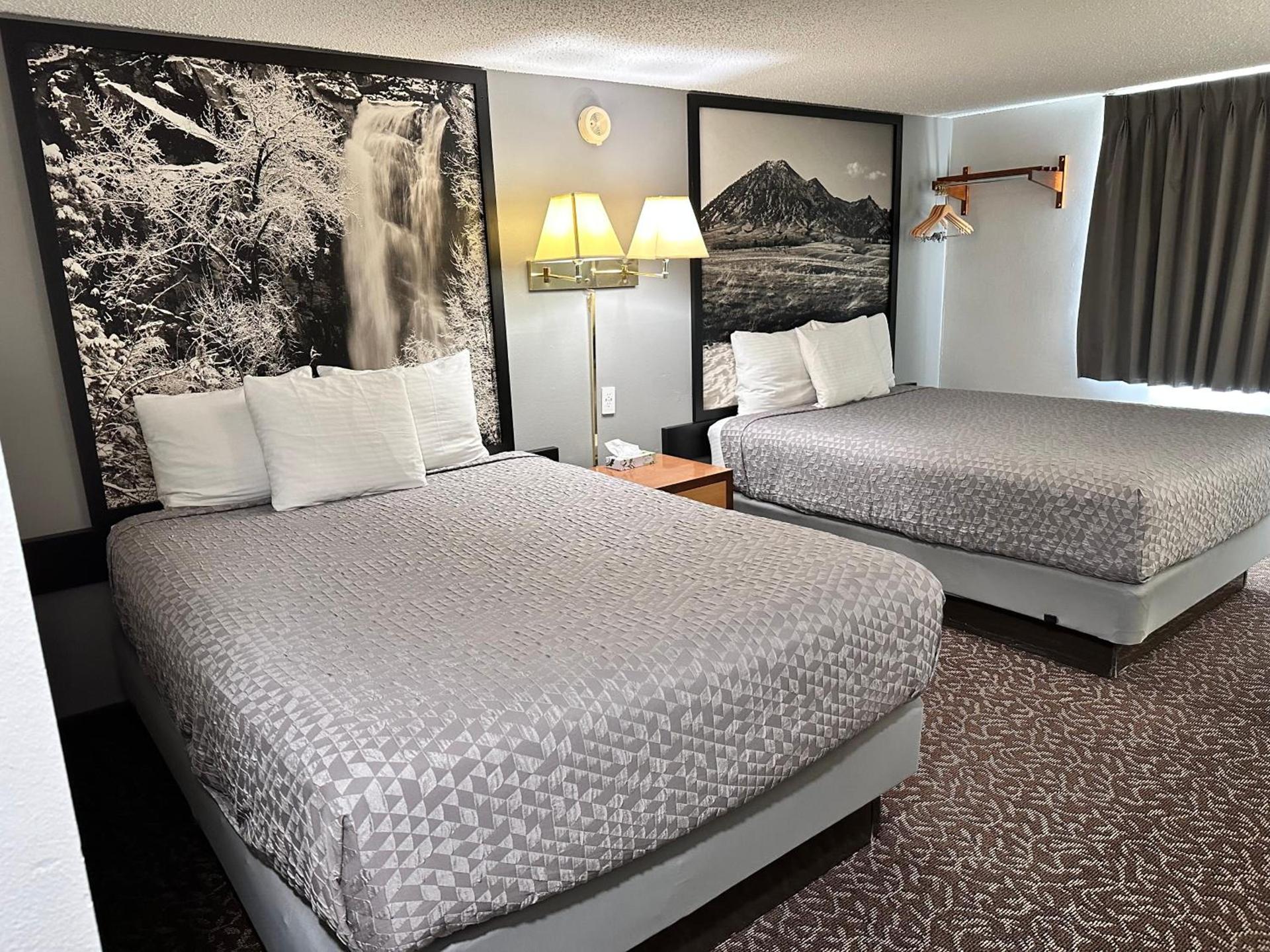 Yankton Inn photo 3