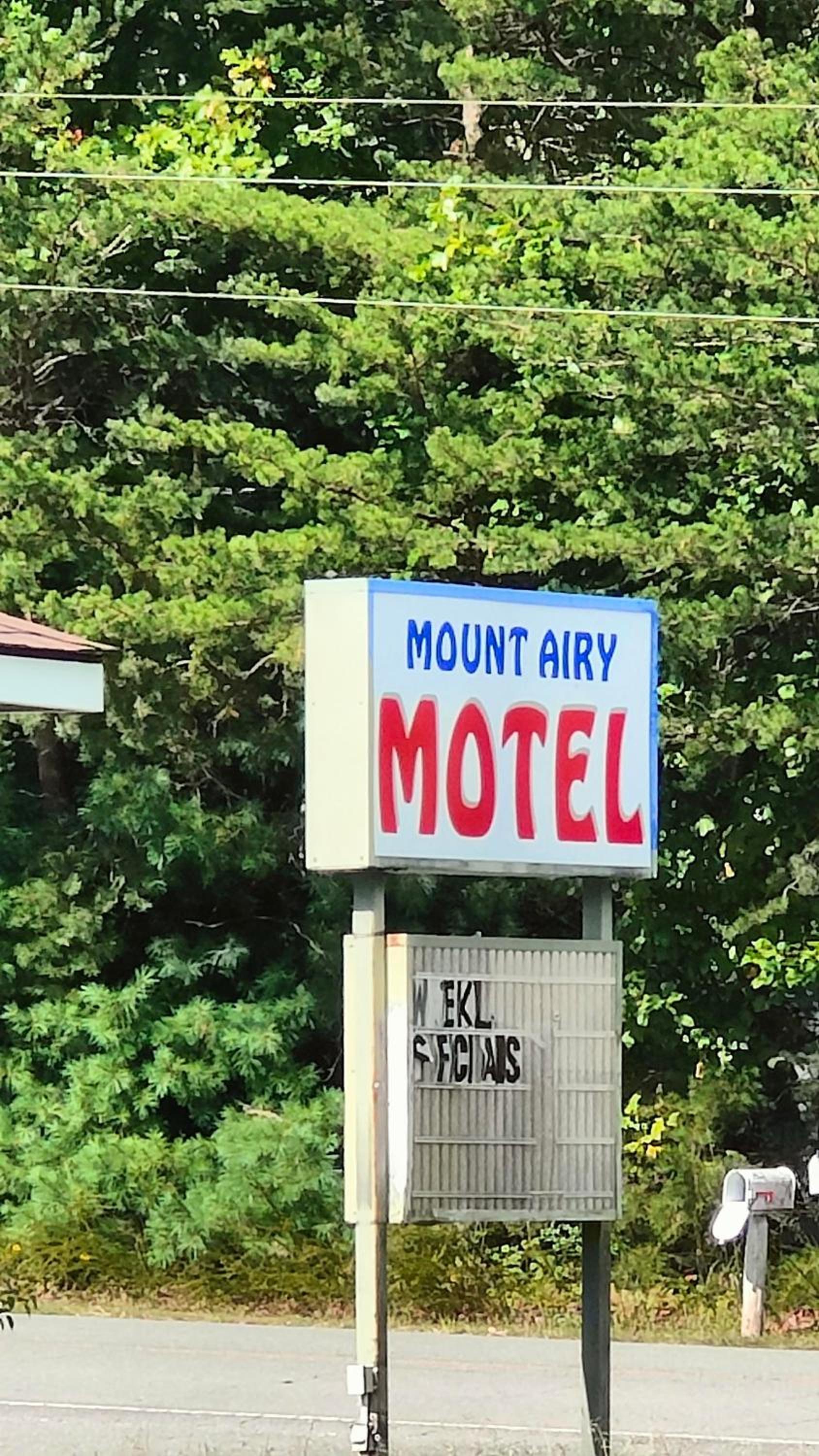 Mount Airy Motel photo 6