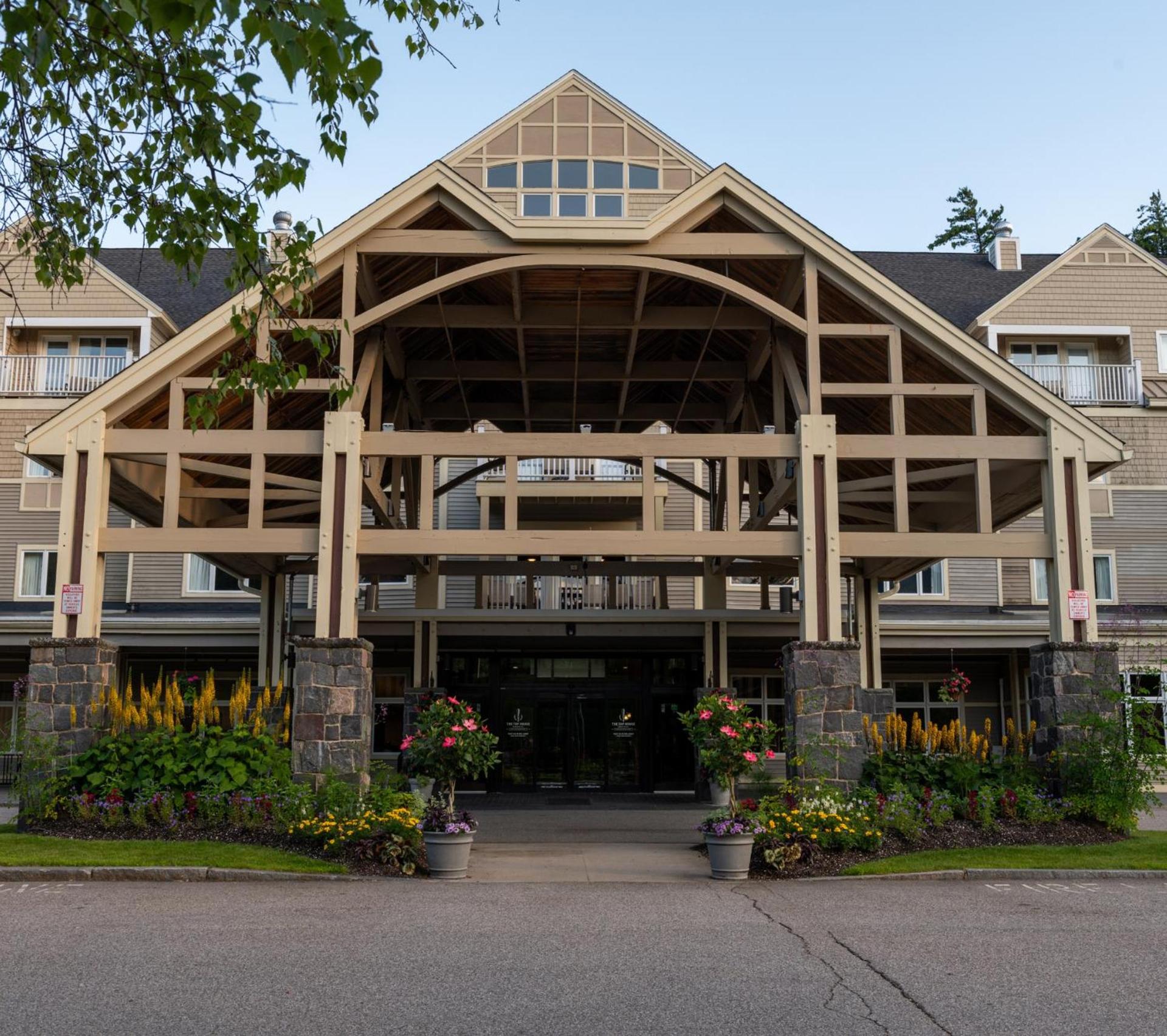 Grand Summit Hotel at Attitash photo 6