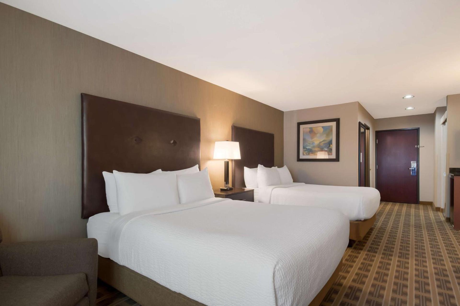 Best Western University Inn and Suites photo 13