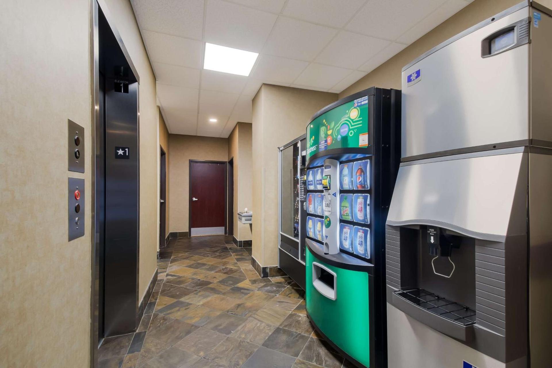 Best Western University Inn and Suites photo 20