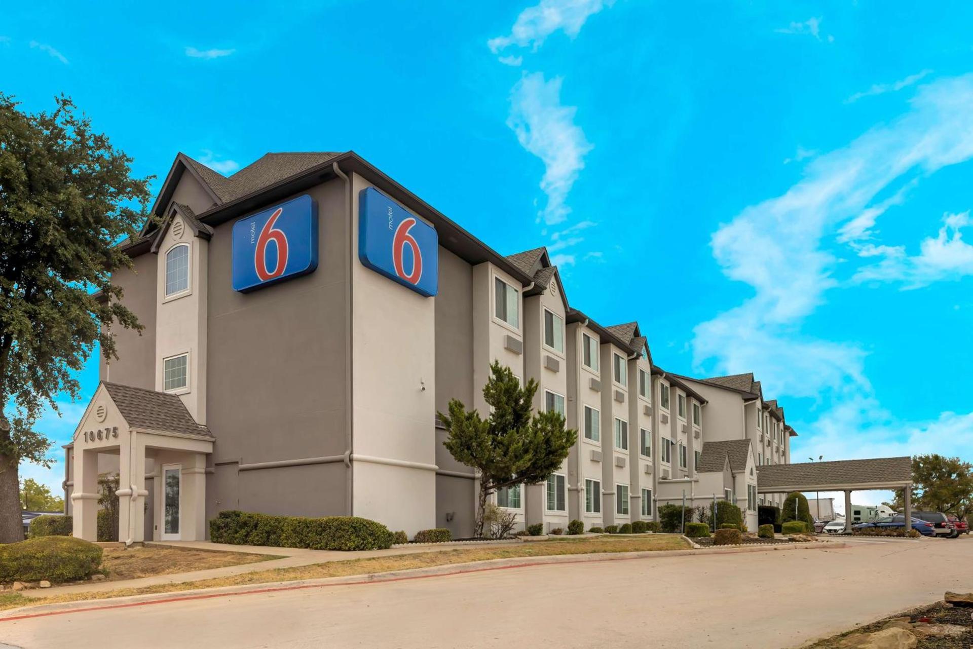 Motel 6-Fort Worth, TX - Burleson photo 1
