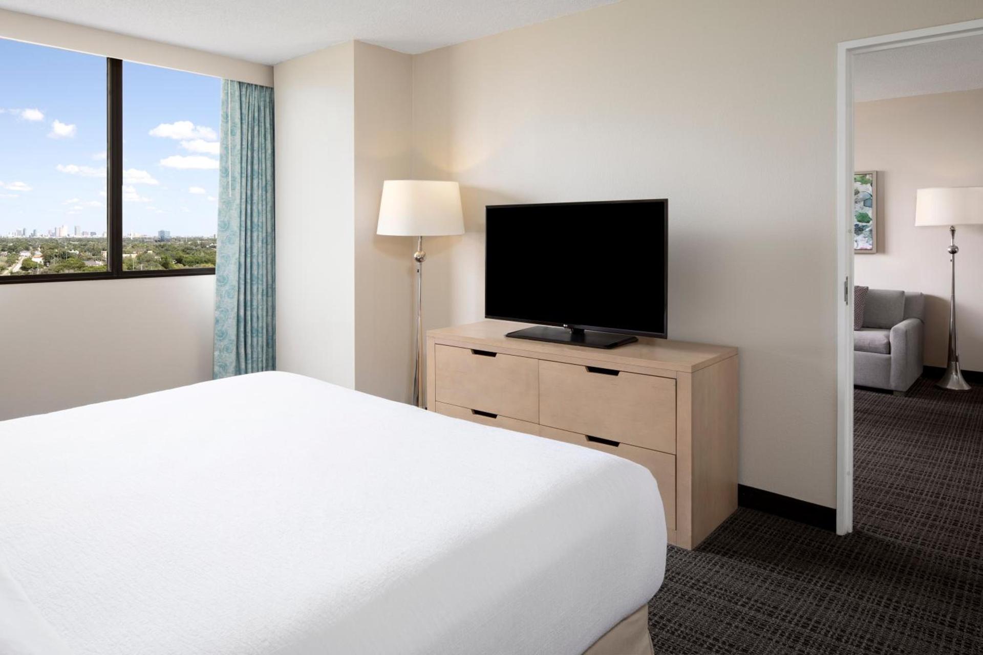 Embassy Suites by Hilton Tampa Airport Westshore photo 28