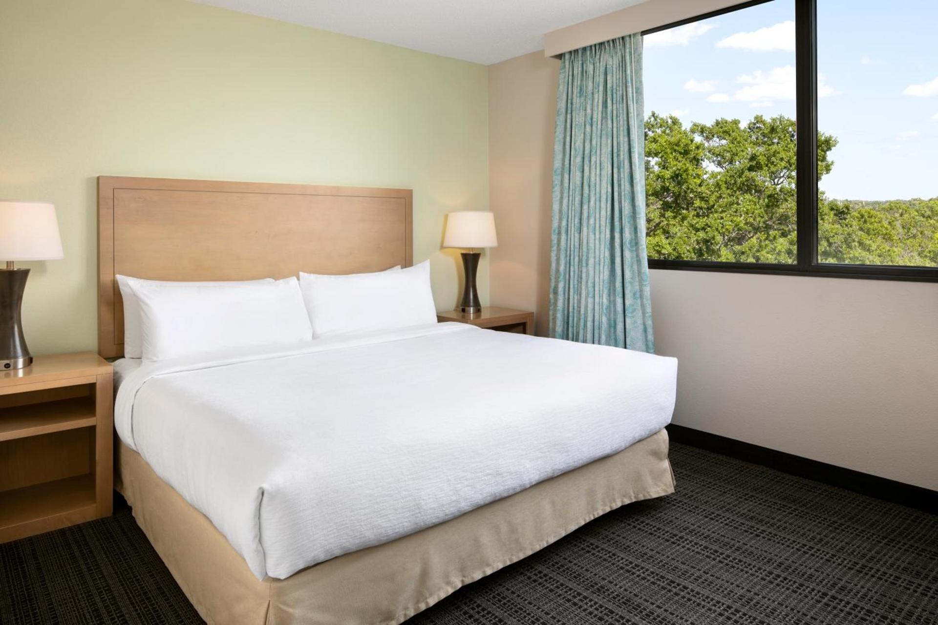 Embassy Suites by Hilton Tampa Airport Westshore photo 55