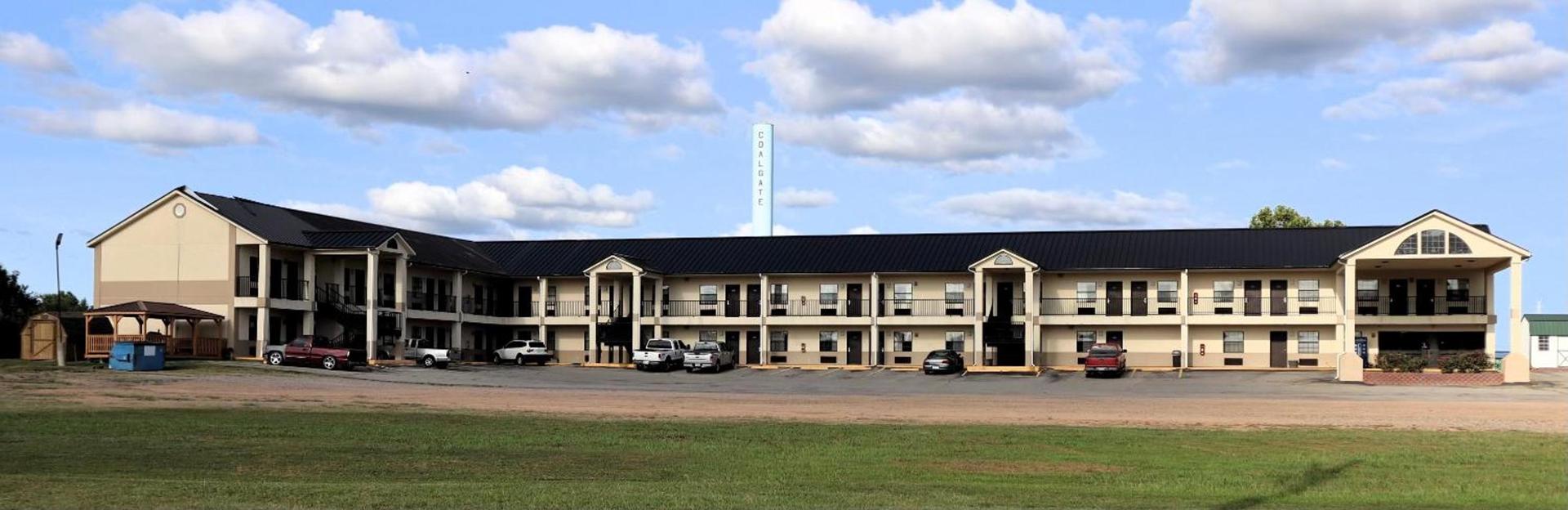 HiWay Inn Express photo 1