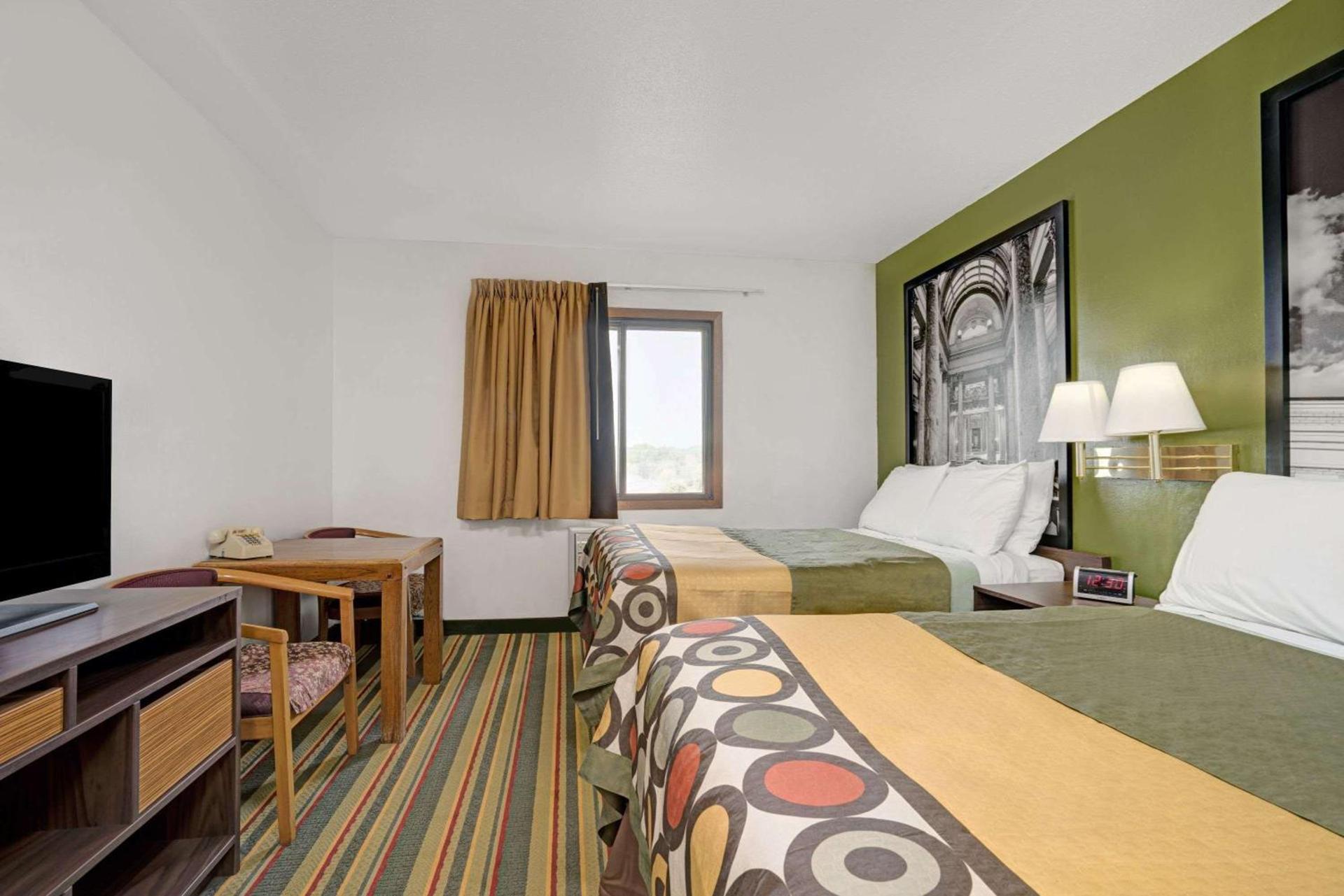 Budget Host Inn photo 33