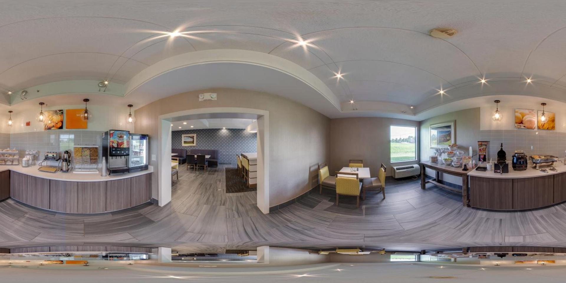 Comfort Inn & Suites Tipp City Dayton North I-75 photo 42