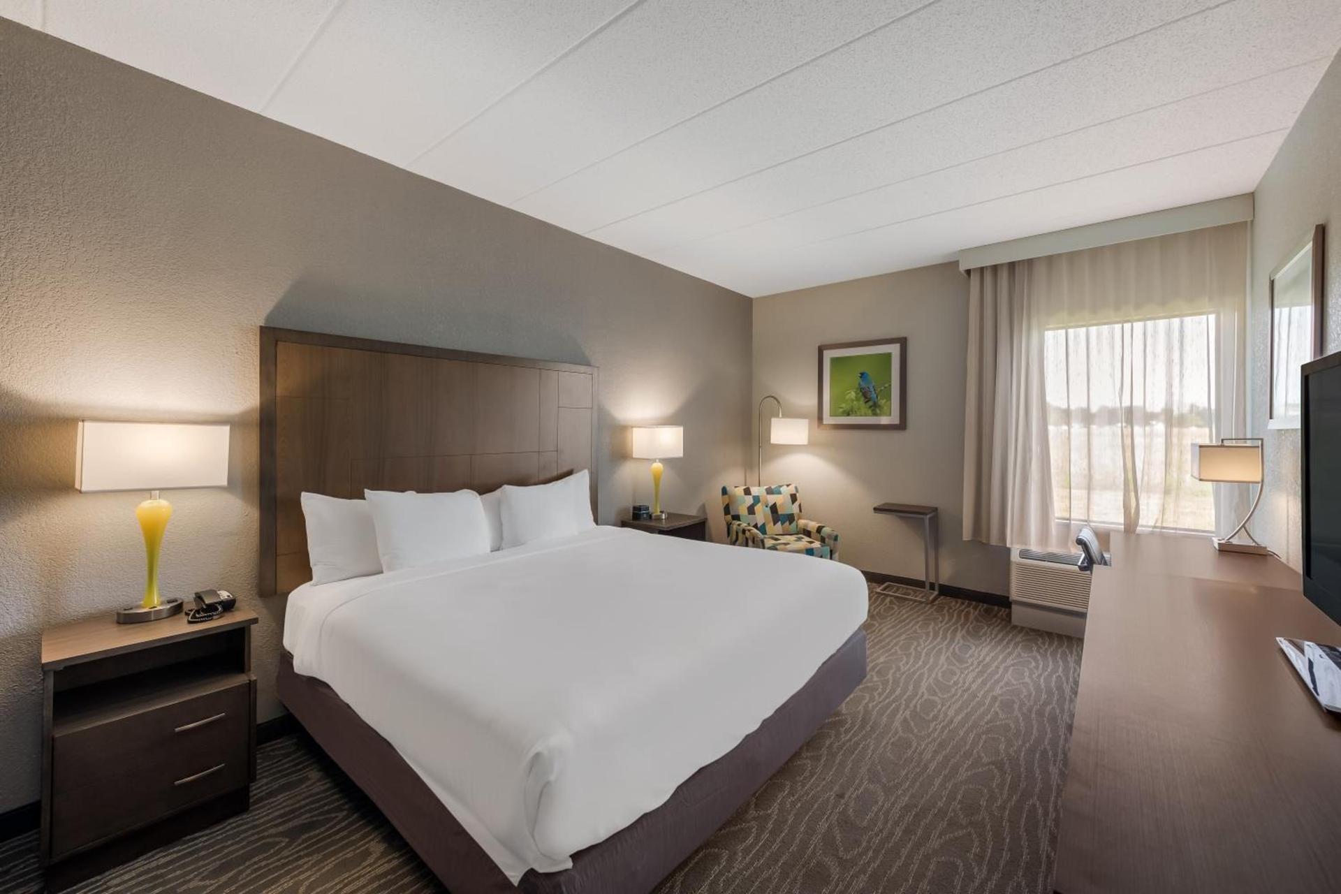 Comfort Inn & Suites Tipp City Dayton North I-75 photo 55