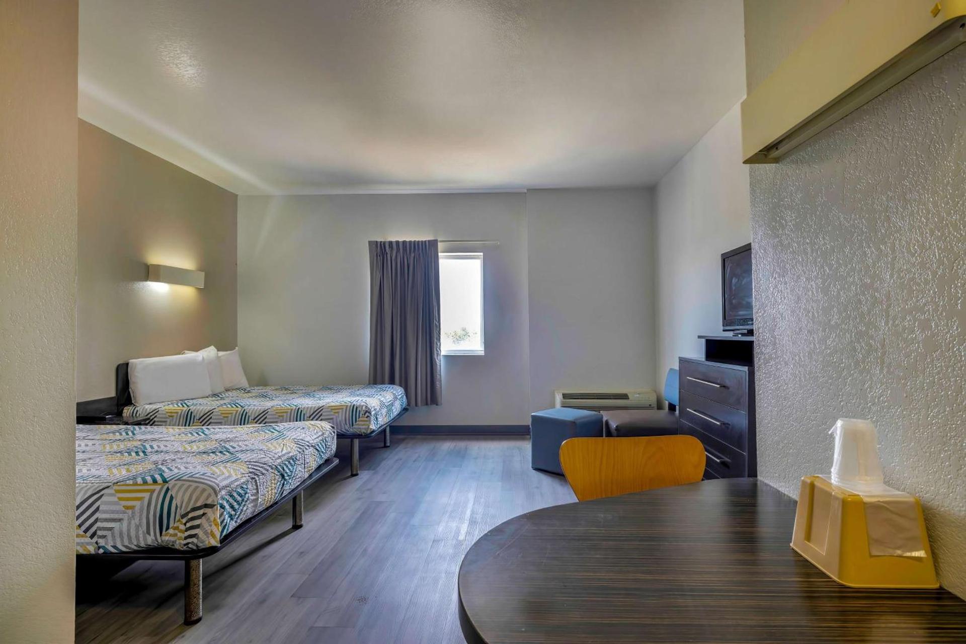 Motel 6-Cedar Park, TX photo 7