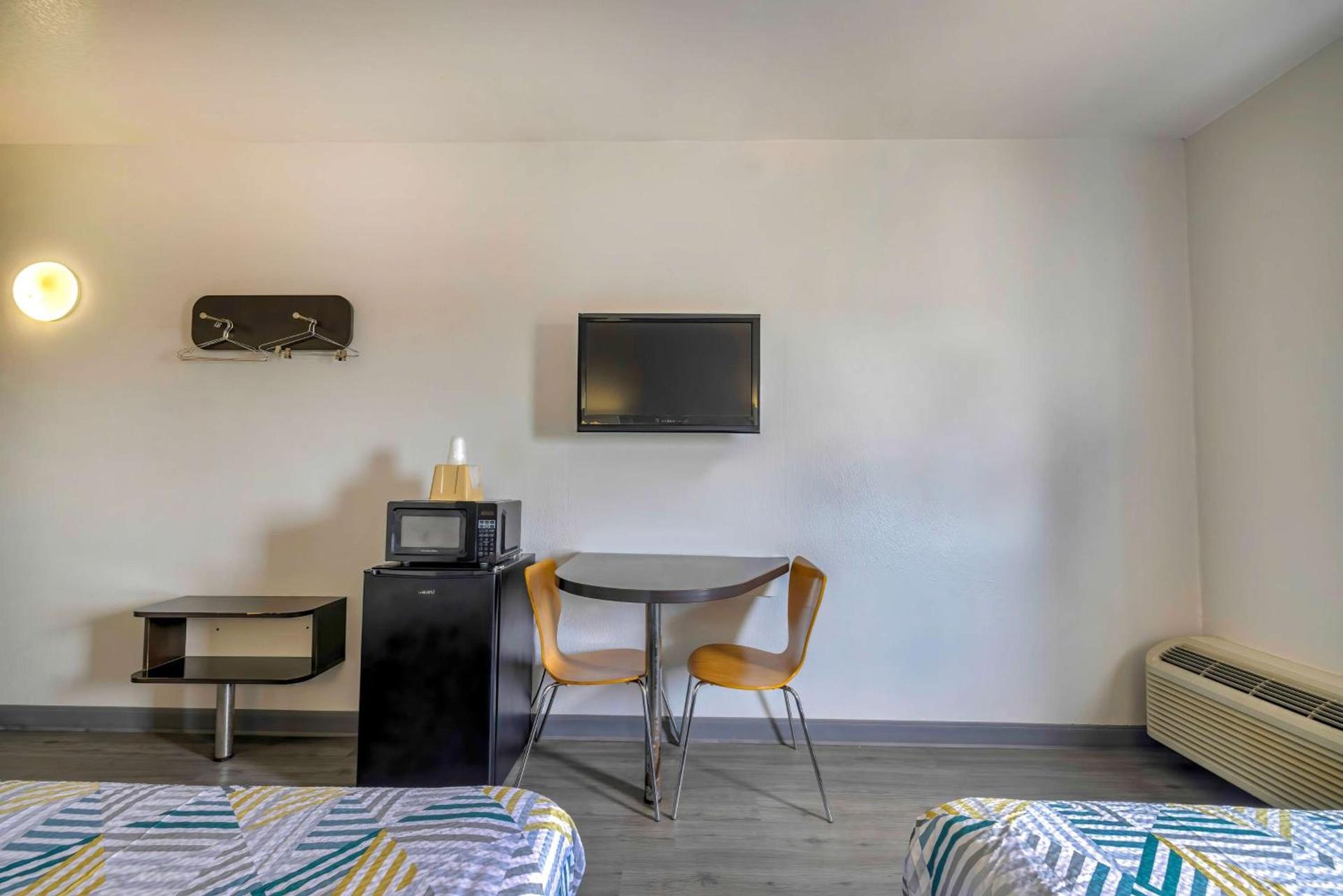 Motel 6-Cedar Park, TX photo 12