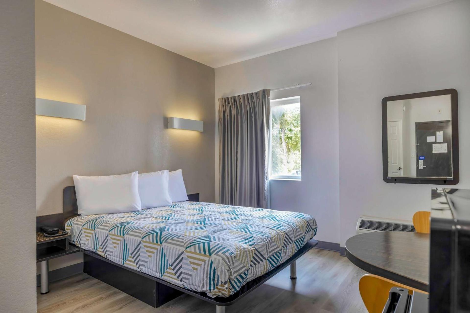 Motel 6-Cedar Park, TX photo 15