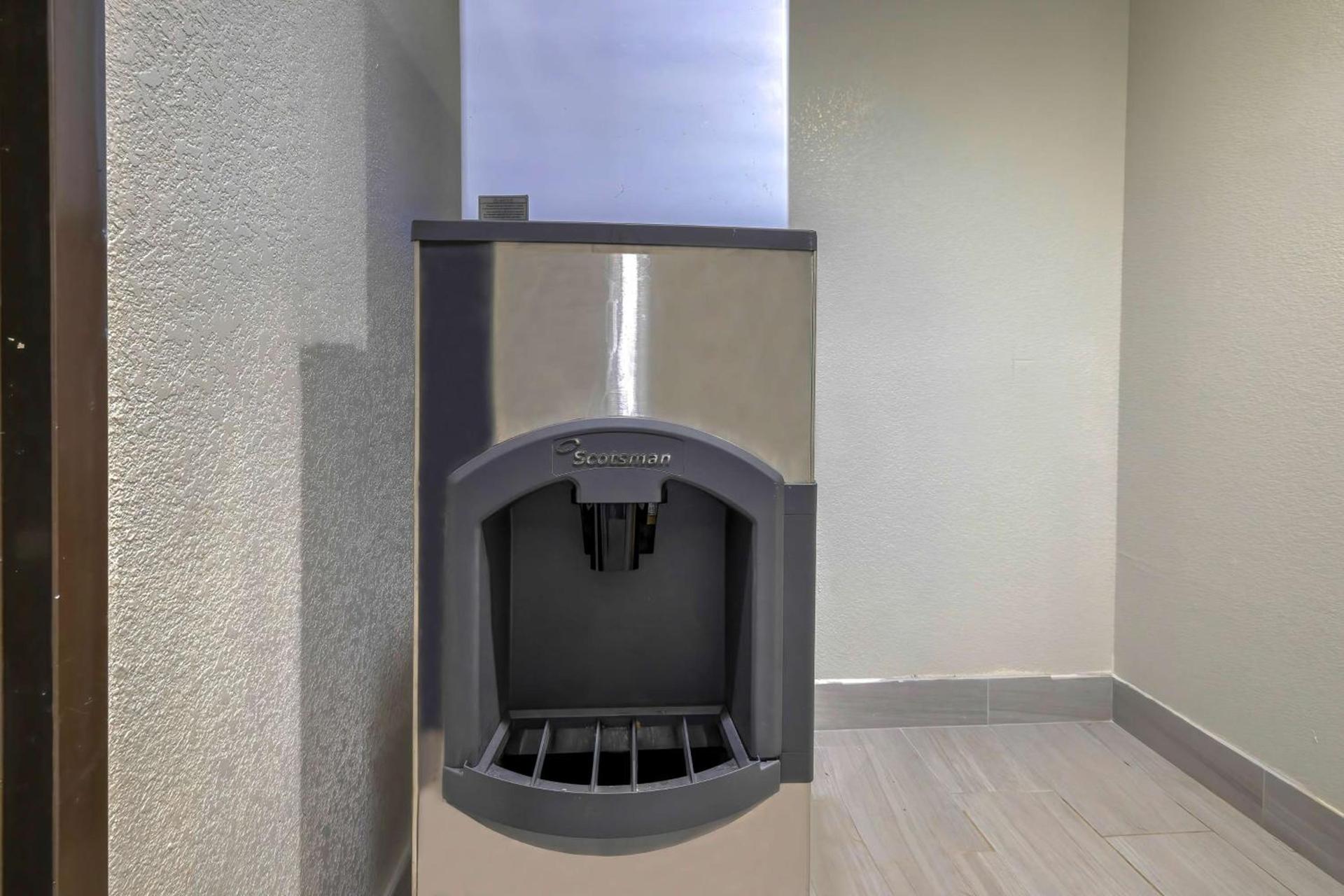 Motel 6-Cedar Park, TX photo 25