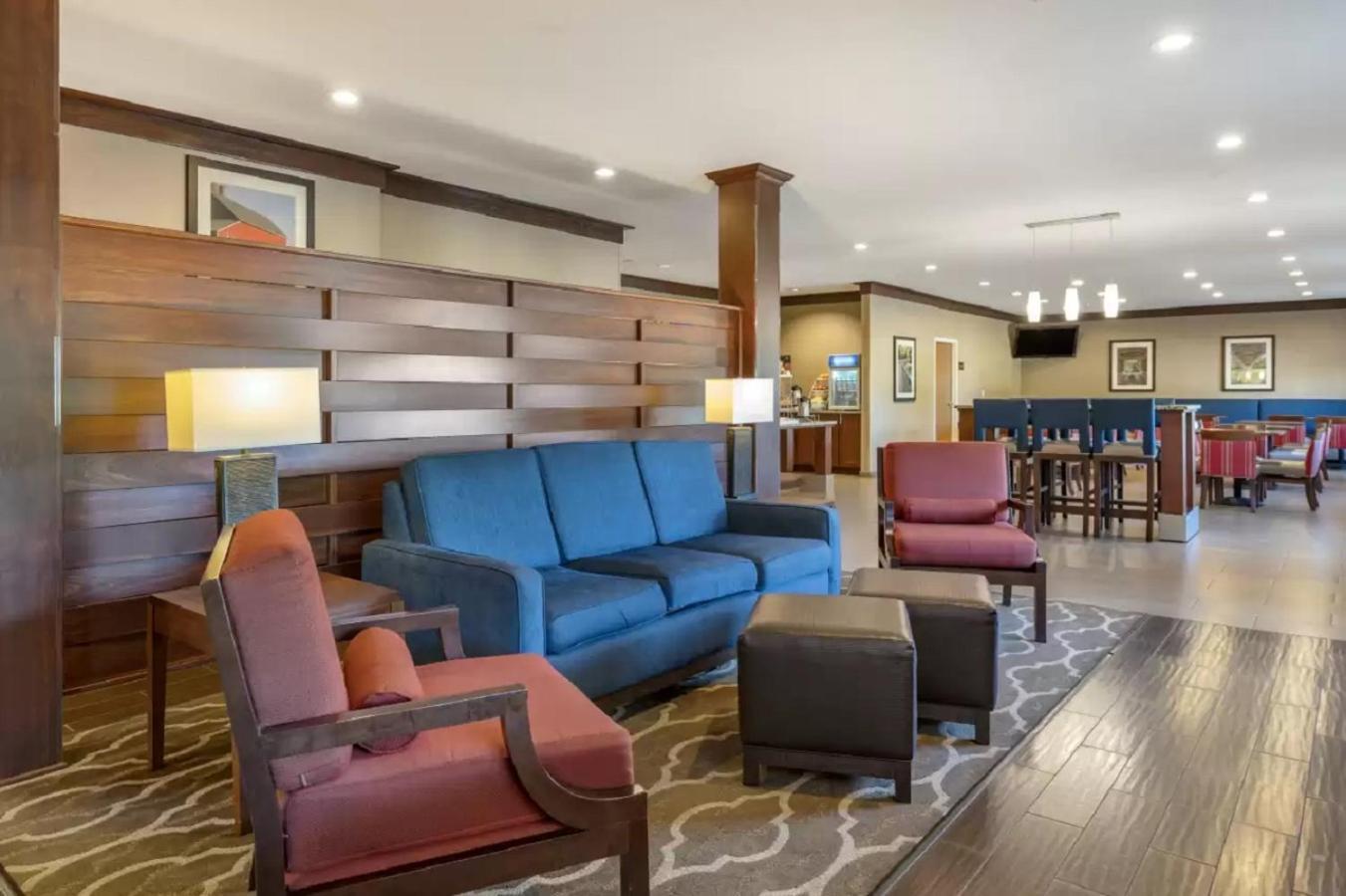 Comfort Inn La Porte photo 5