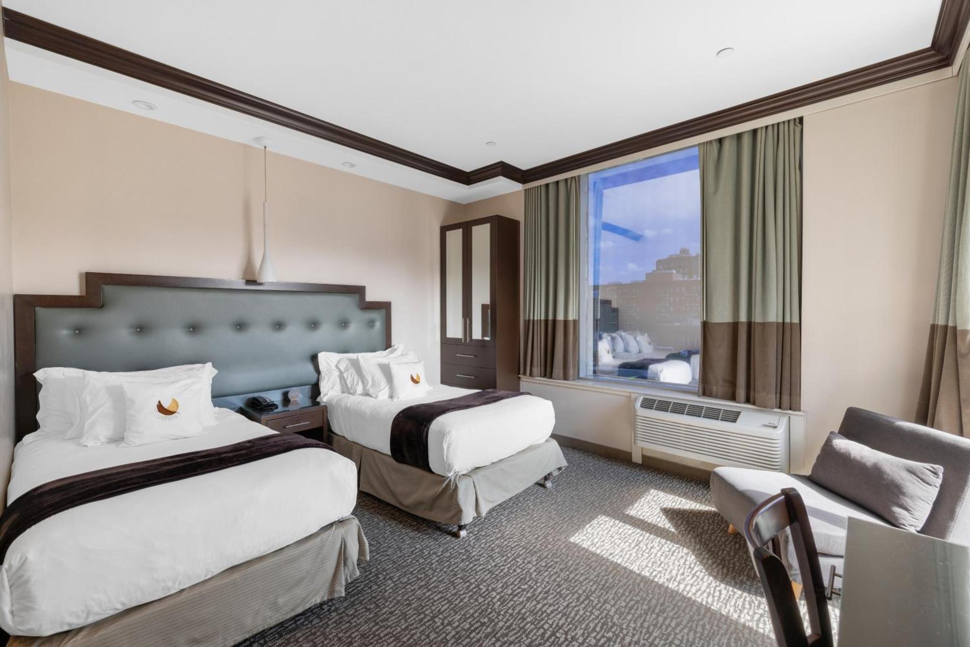 Aura Hotel Brooklyn photo 44