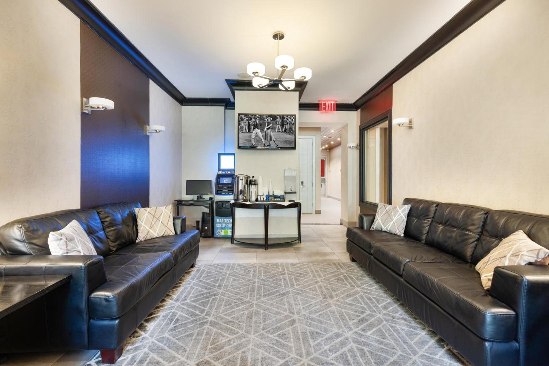 Aura Hotel Brooklyn photo 58
