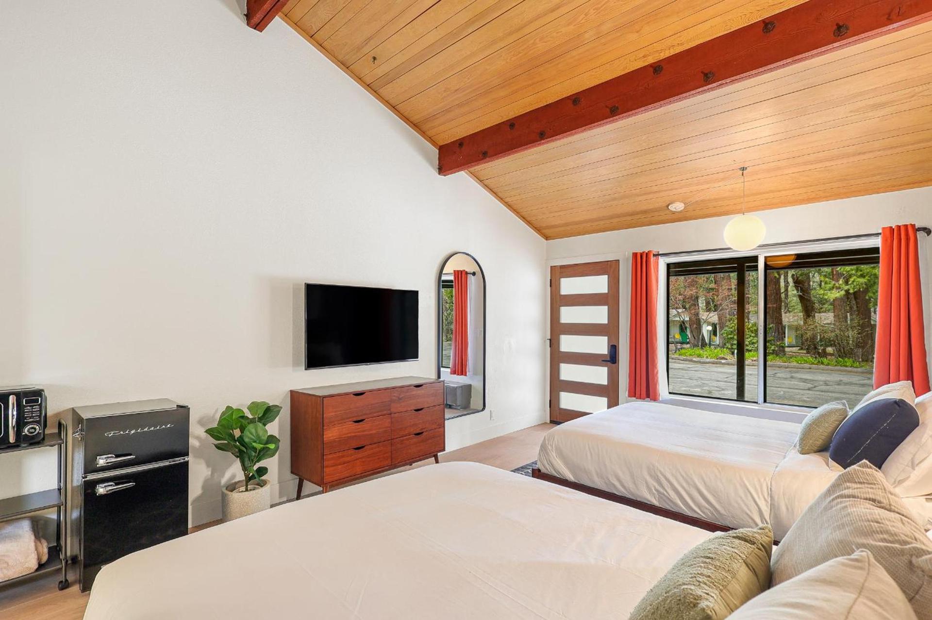 Cave Springs Resort photo 55