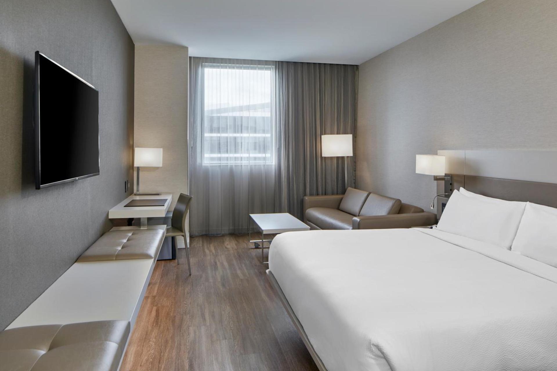 AC Hotel by Marriott Miami Aventura photo 10