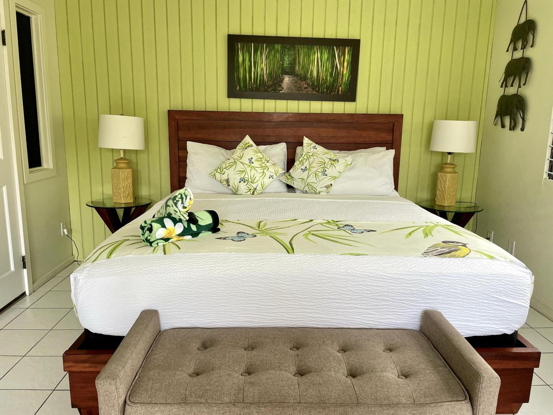 Big Island Retreat - No Resort Fees photo 4