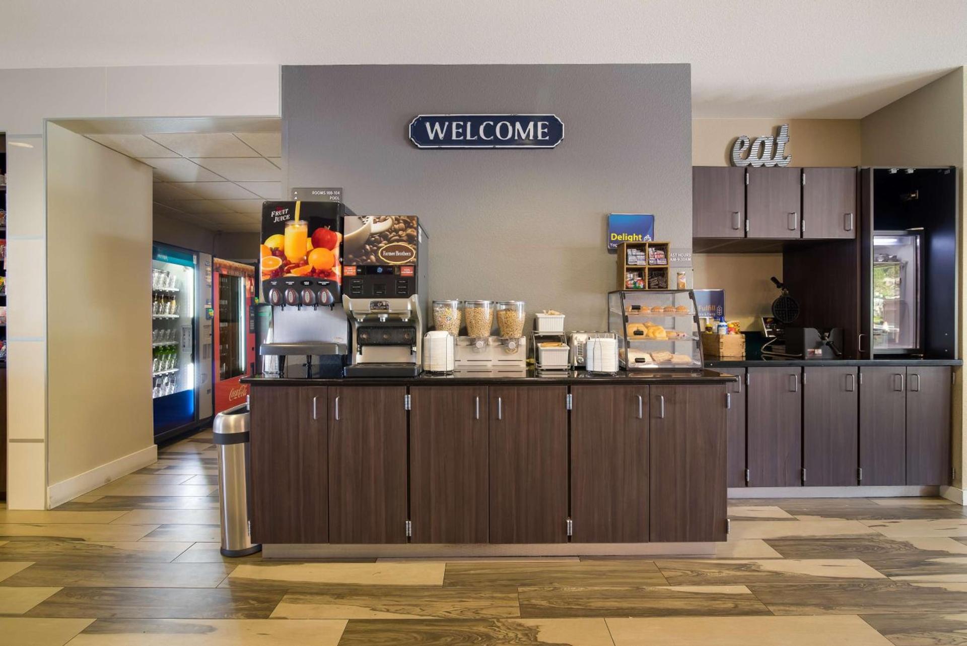 Best Western Roosevelt Place photo 21