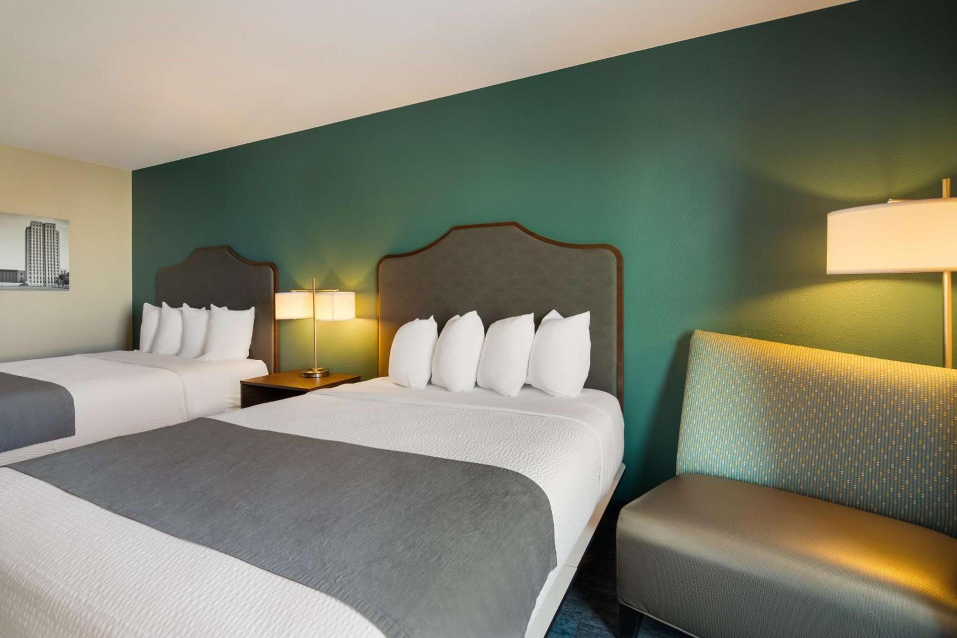 Best Western Roosevelt Place photo 29