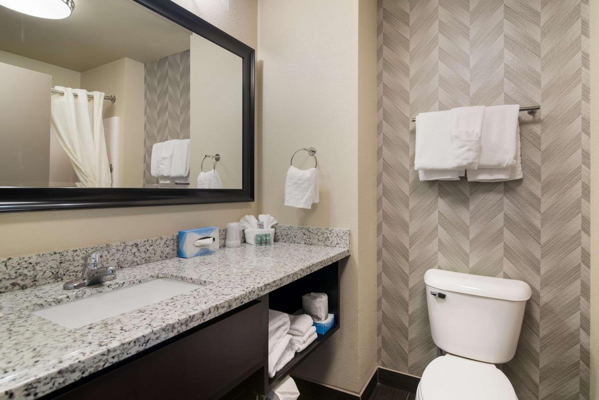 Best Western Roosevelt Place photo 17