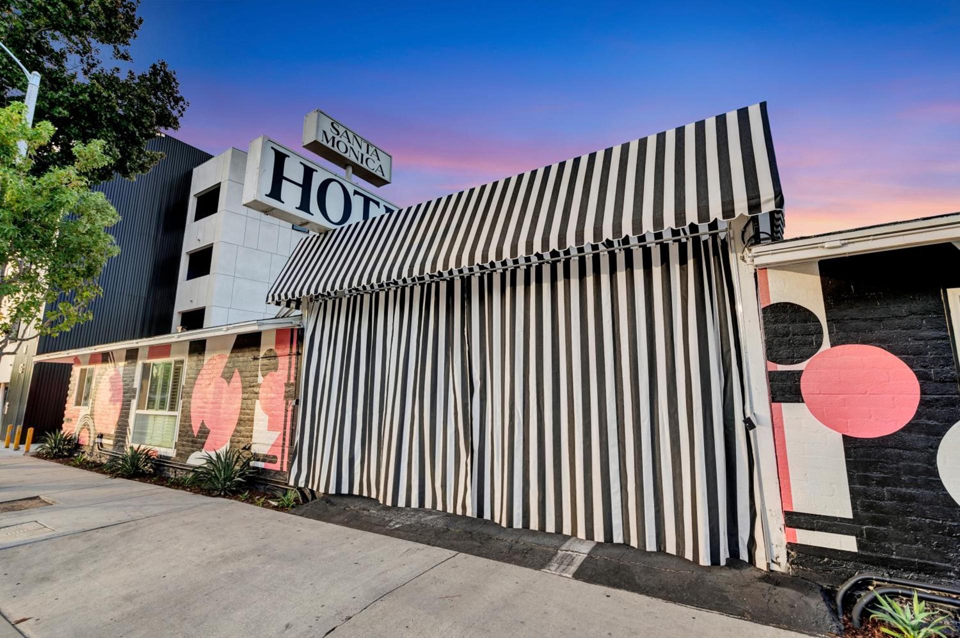 Santa Monica Hotel photo 11