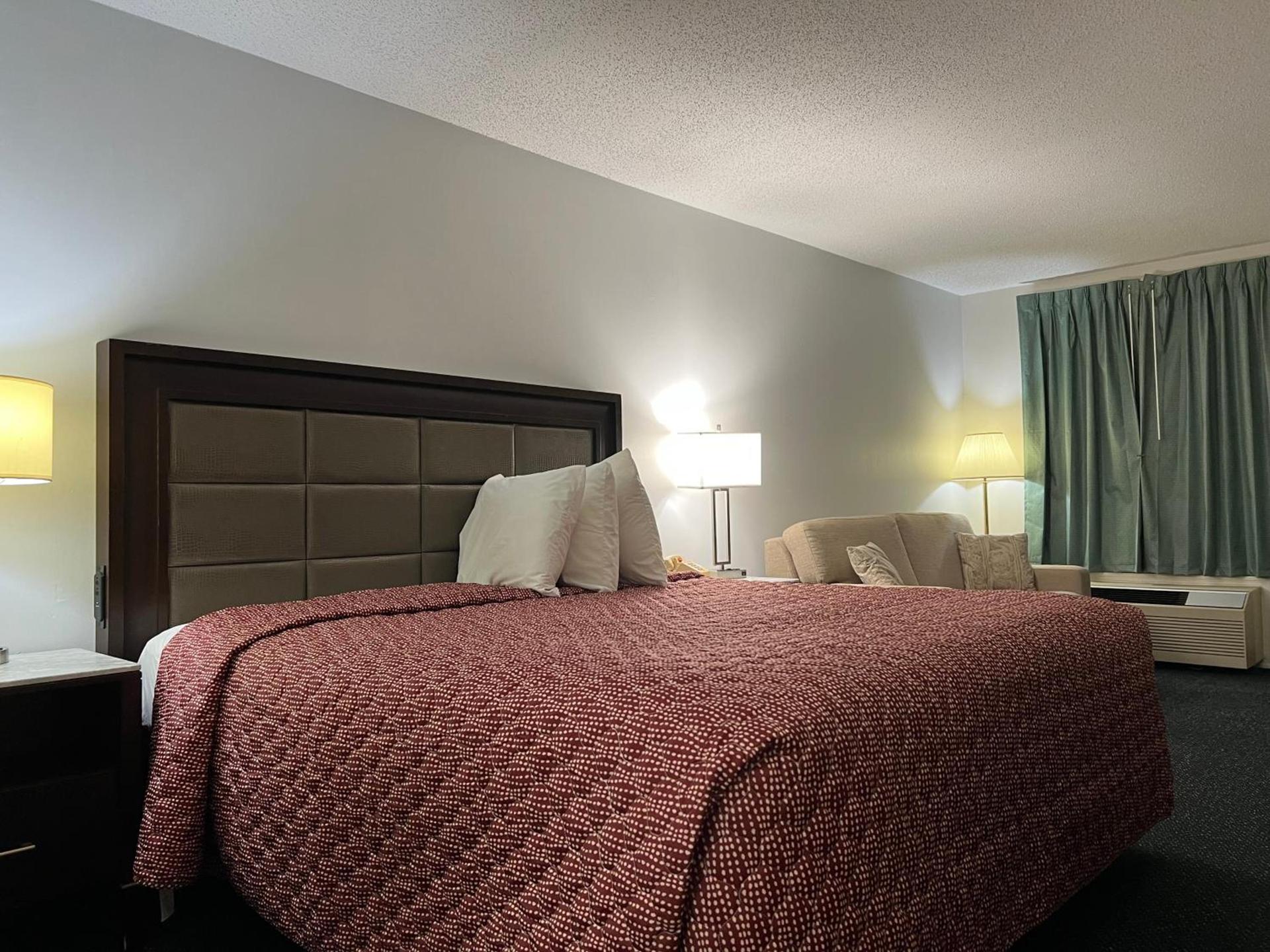 Garden Inn & Suites photo 8