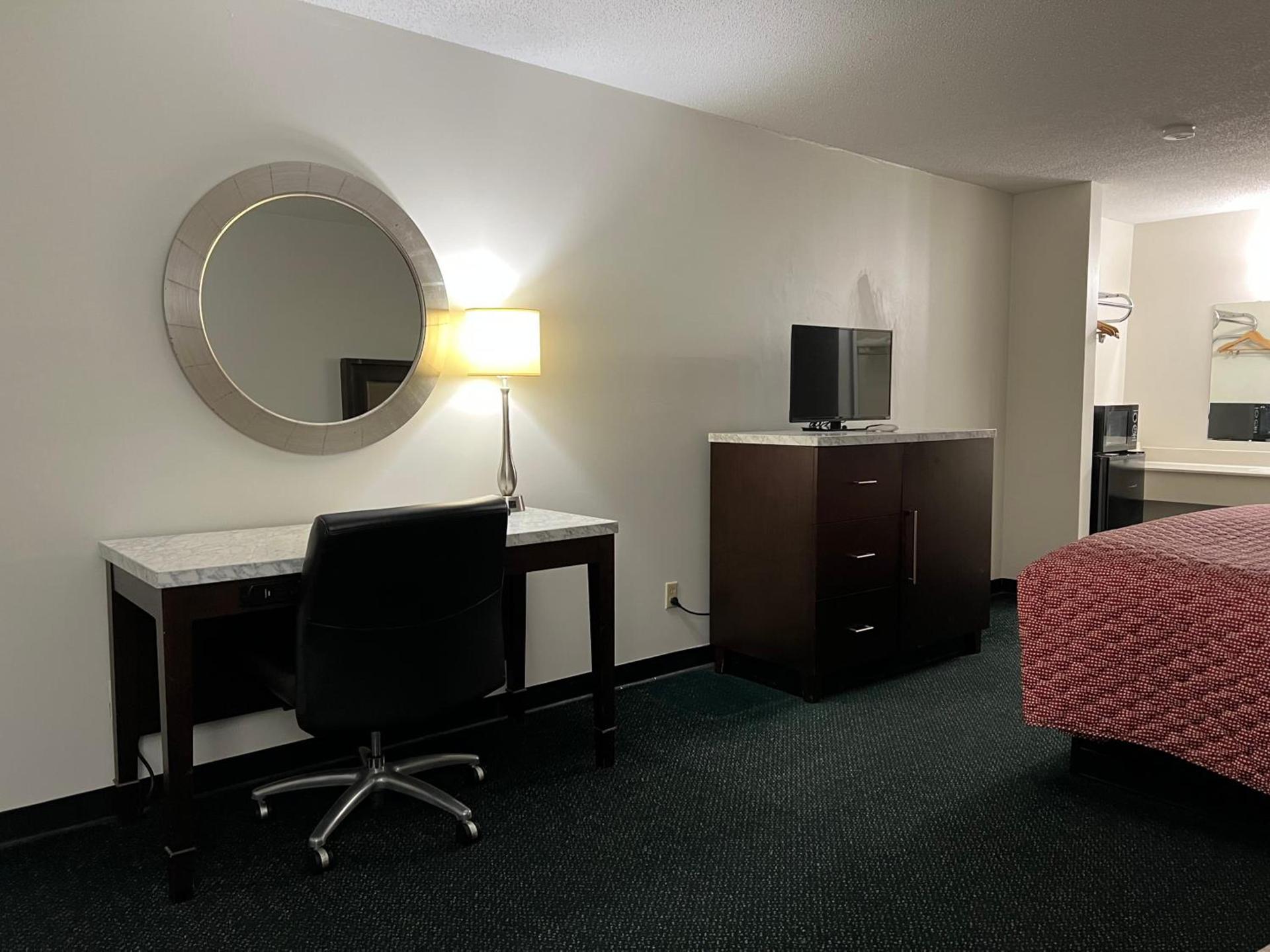 Garden Inn & Suites photo 9