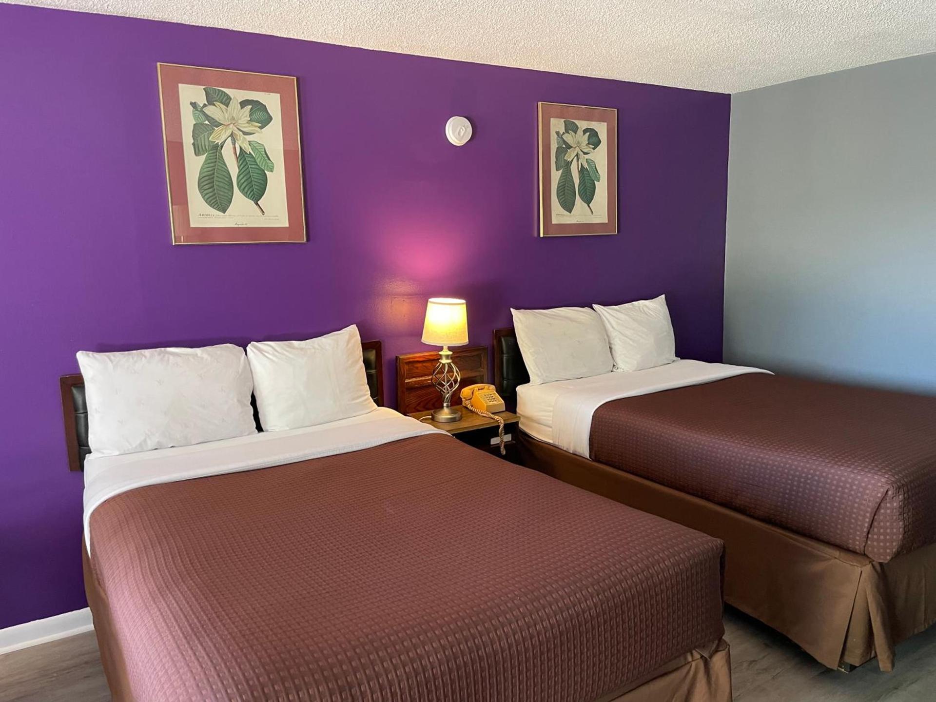 Budget Host Inn photo 8