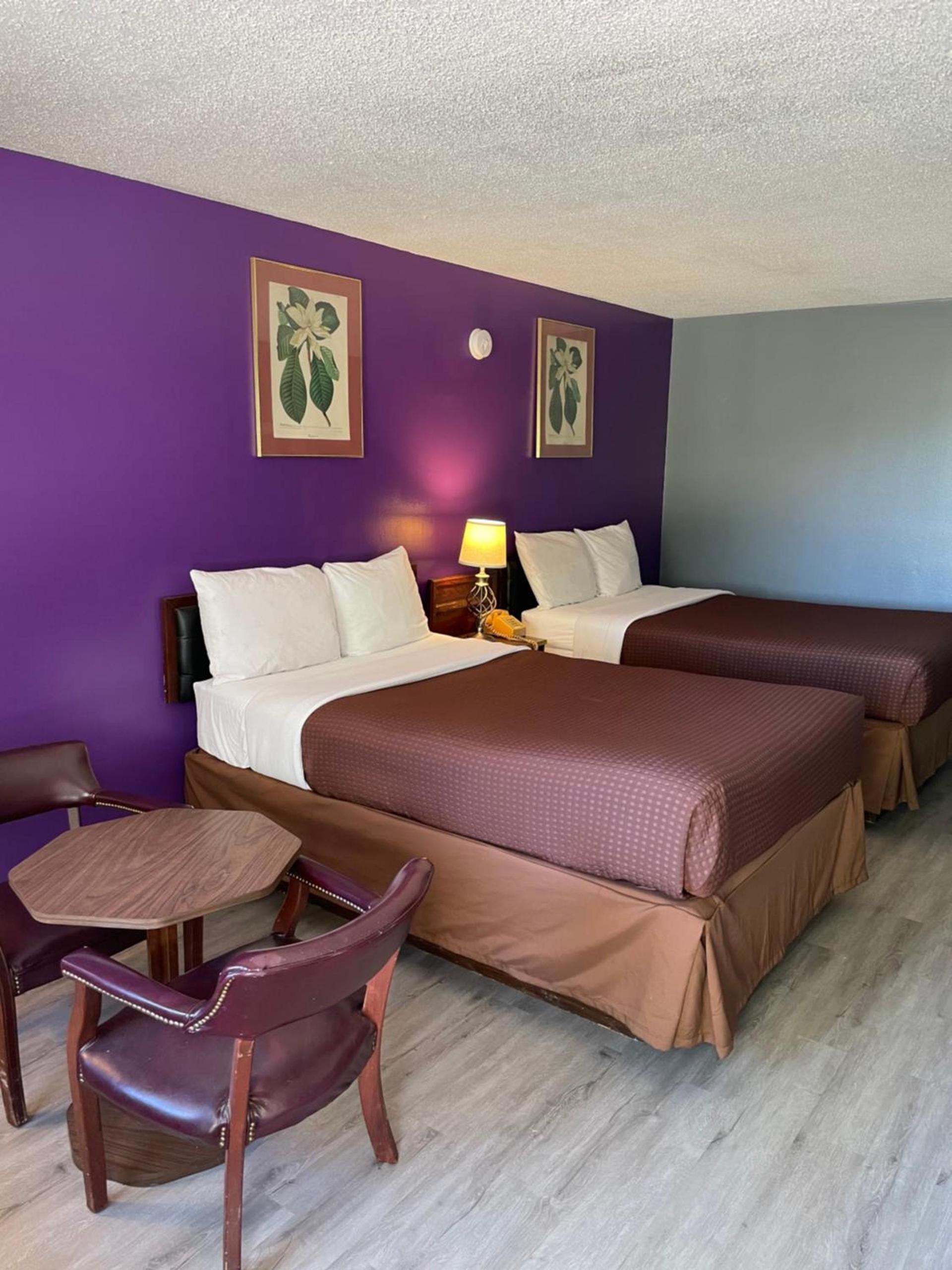 Budget Host Inn photo 7